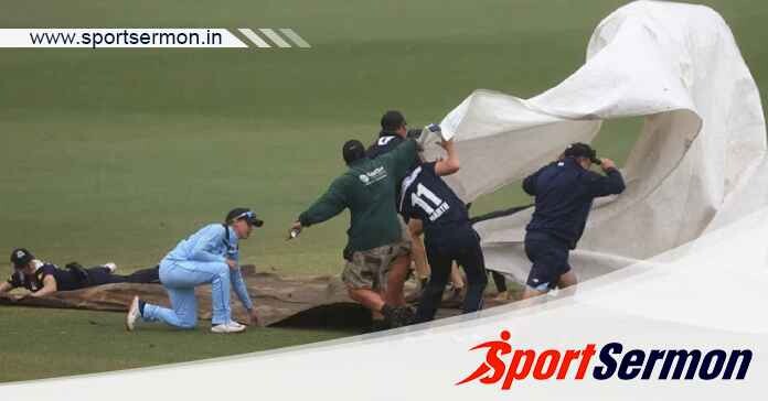 Ace cricketers that helped ground staff during rain delays  