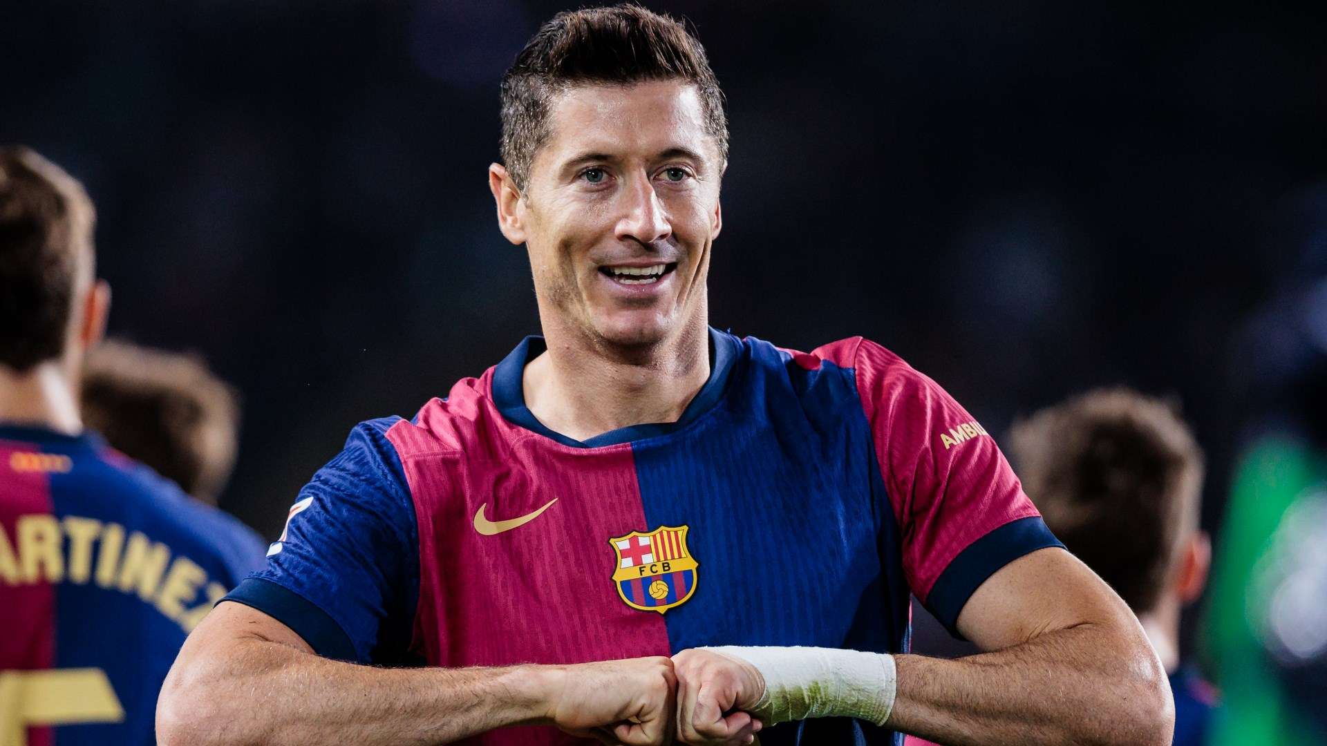 Lewy looks unstoppable as Barca stay perfect in La Liga  