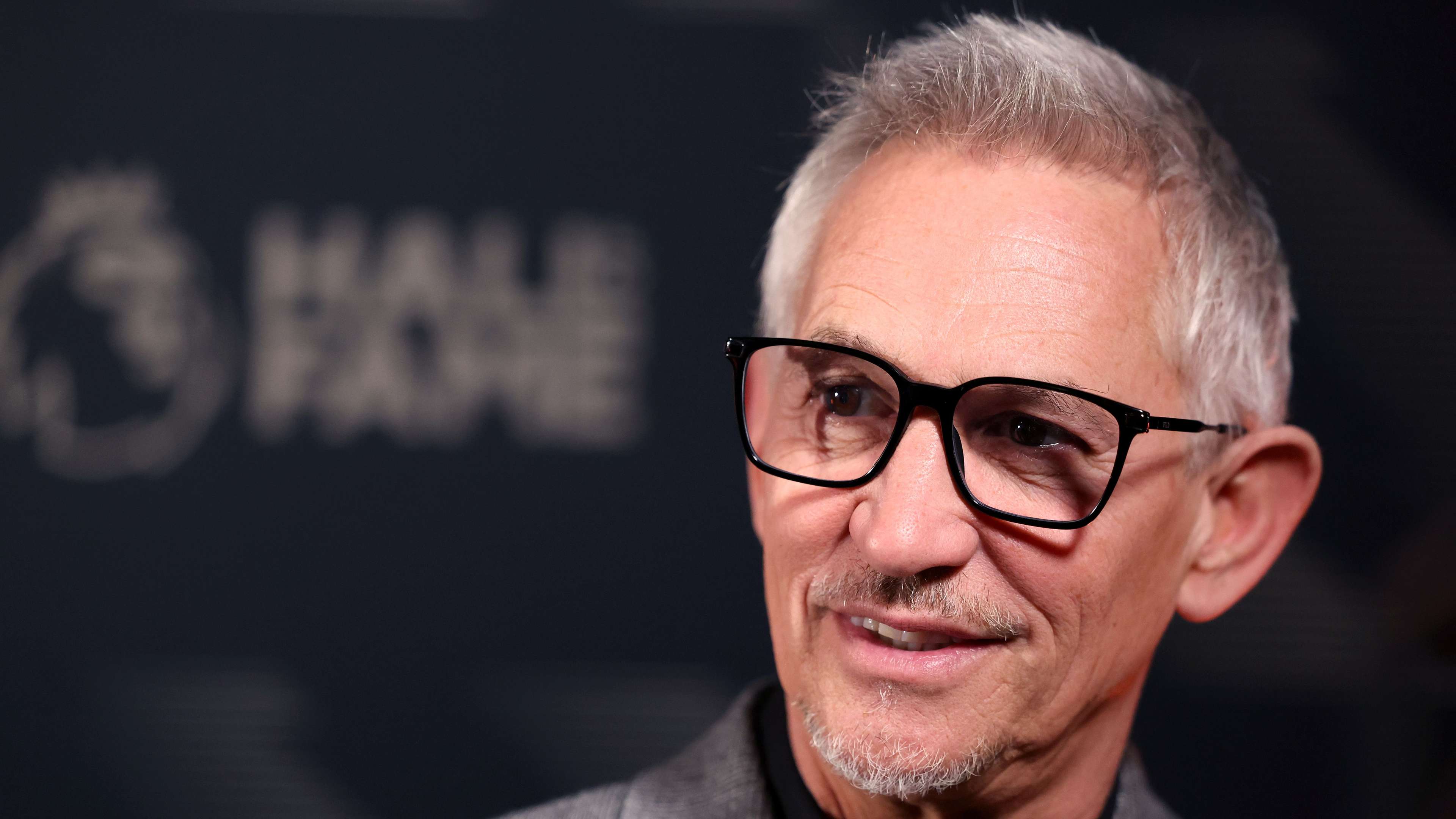 Lineker throws shock manager into the ring to replace Ten Hag  