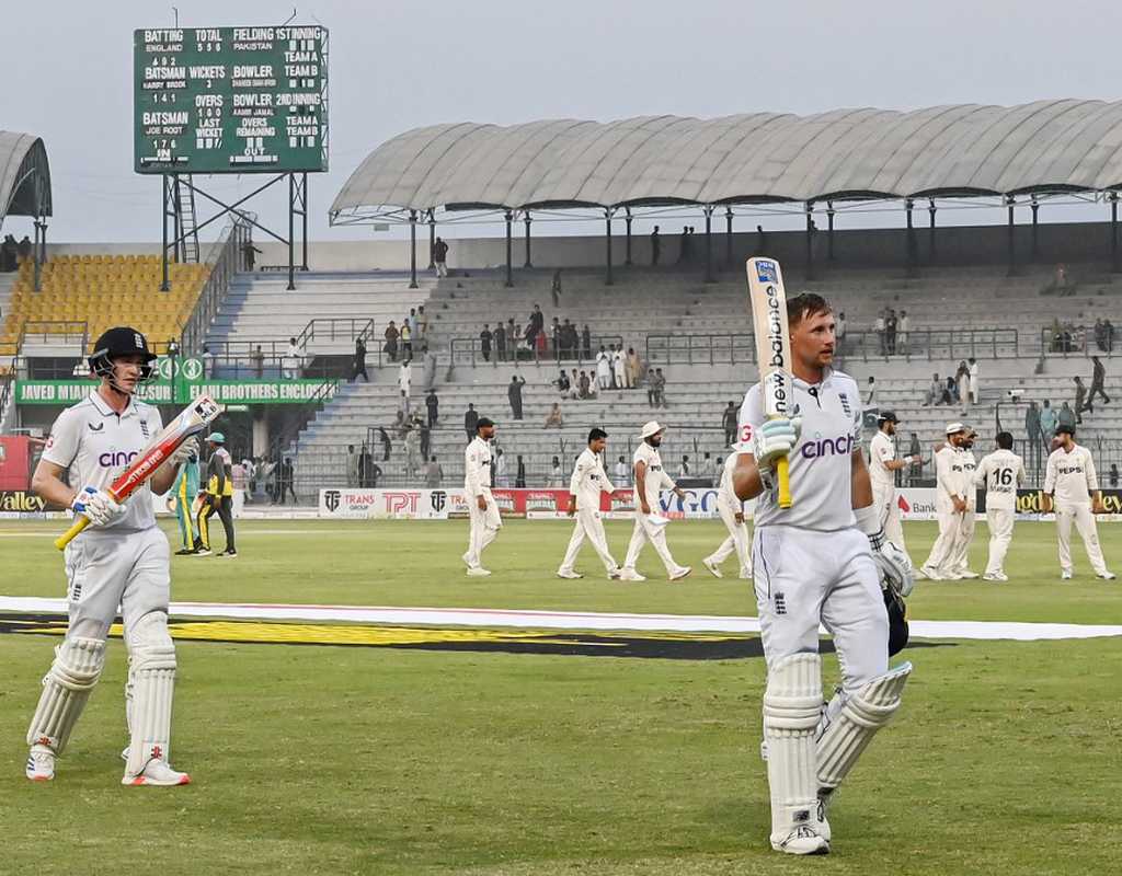 Root and Brook lead England's charge in a batting fest  