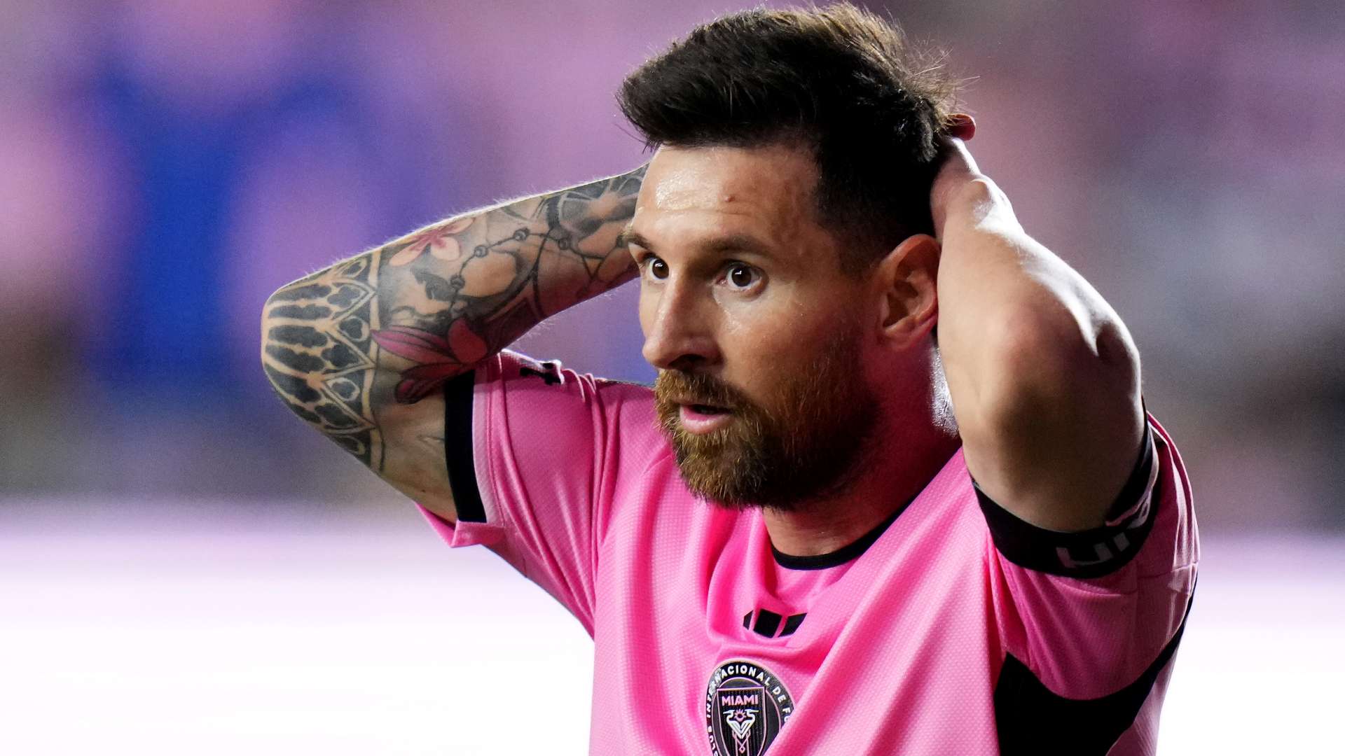 ‘Don’t like that’ – Messi behaviour questioned by USMNT legend  