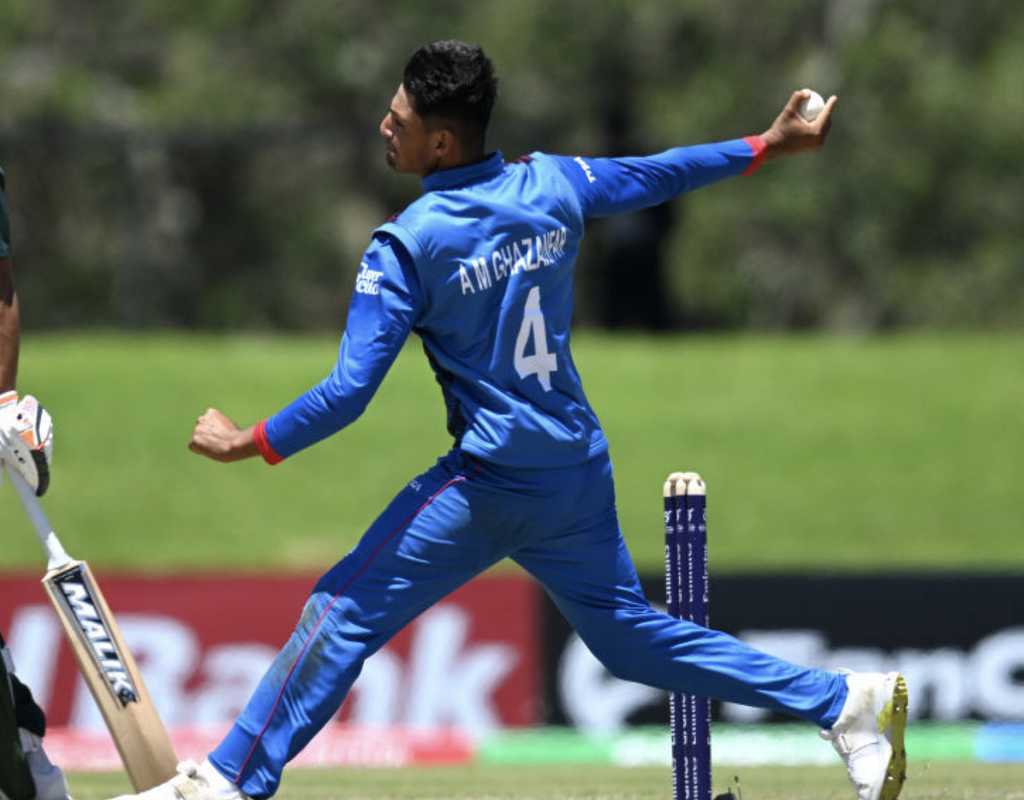 Allah Ghazanfar picks six as Bangladesh implode in chase  