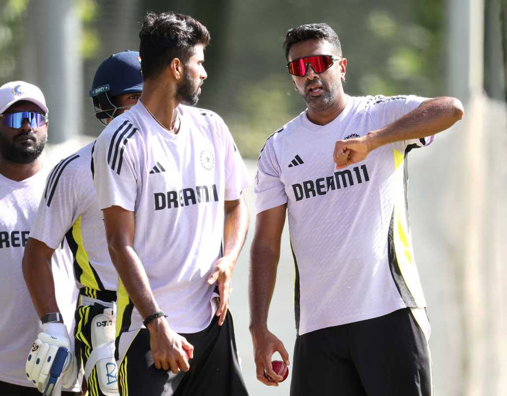 R Ashwin set to play his first Test in Perth  