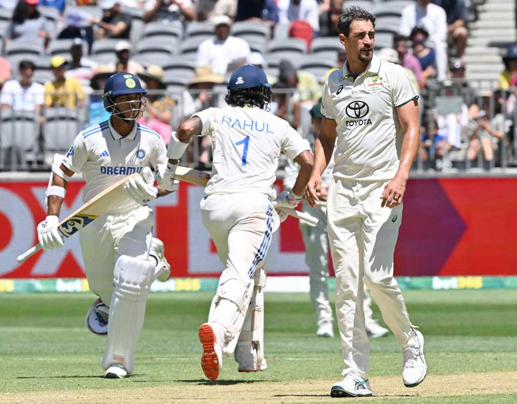 Rahul, Jaiswal push India's lead to 130  
