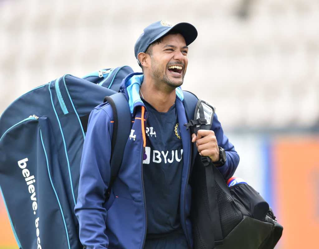 Mayank, Smaran fifties guide Karnataka to victory  