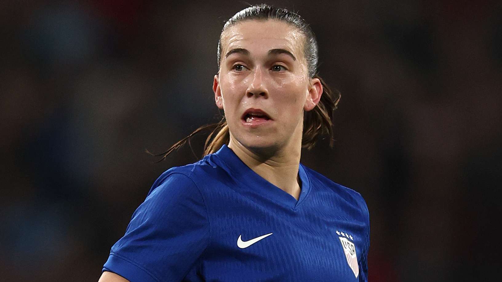 Chelsea hold transfer talks with USWNT star Coffey  