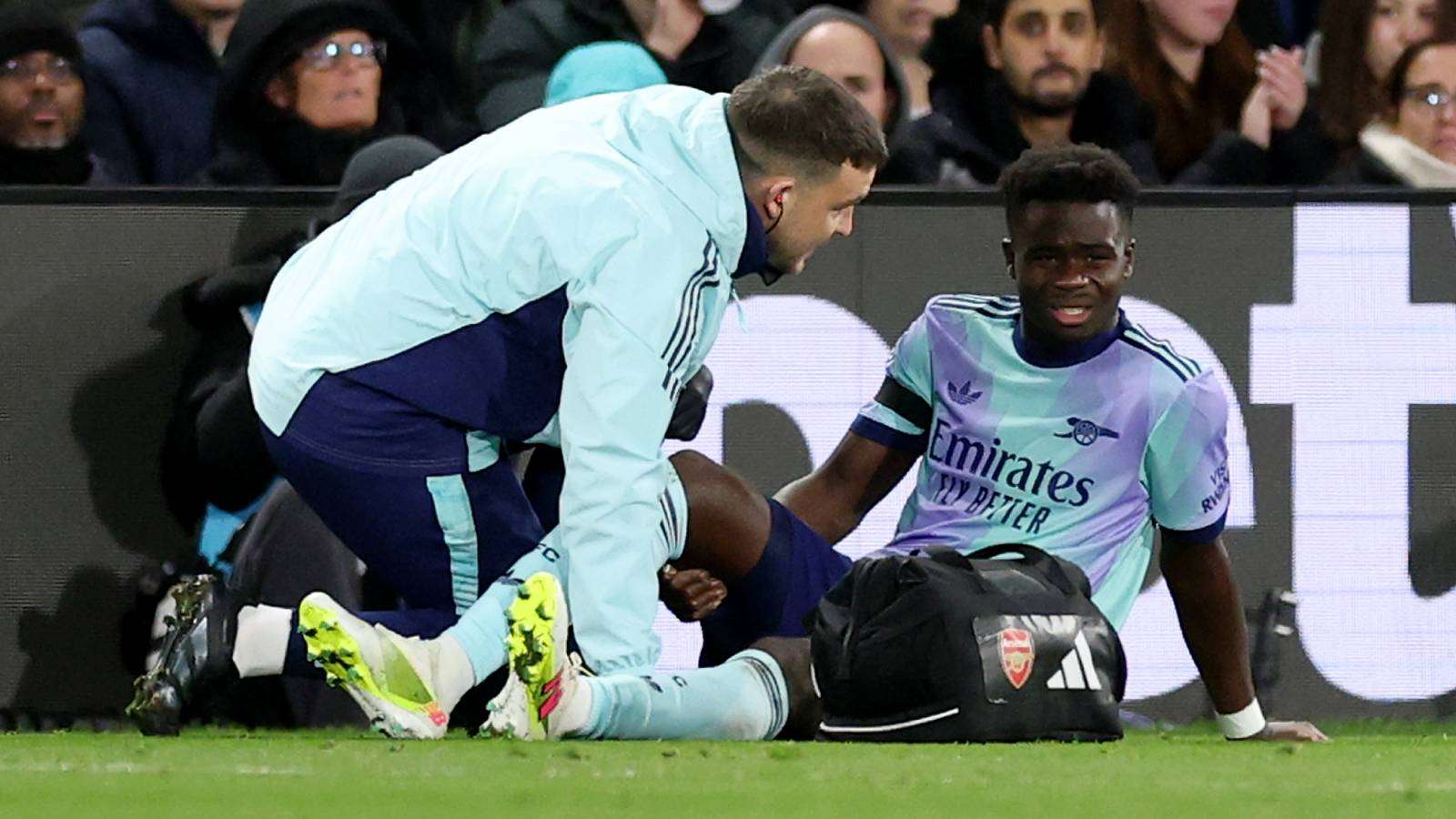 Saka returns to Arsenal training centre as winger set target  