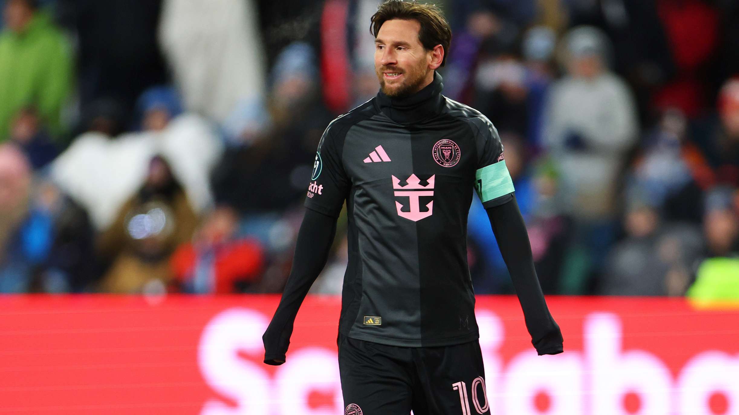 CONCACAF disciplines ref who requested Messi autograph  