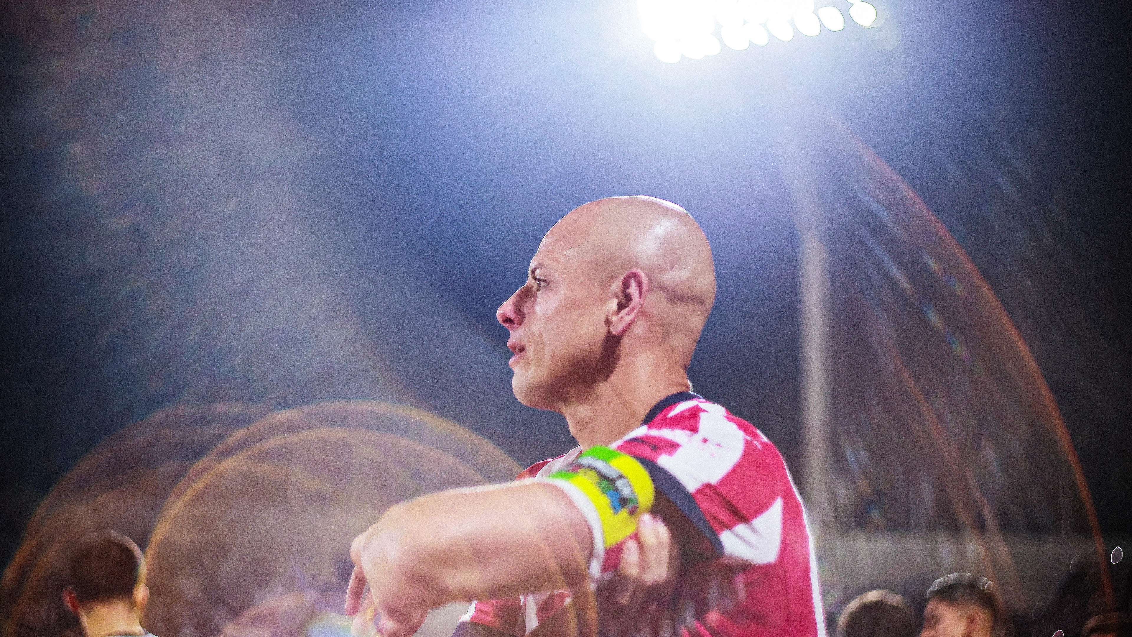 Chicharito not bothered by Jiménez's chase for El Tri record  