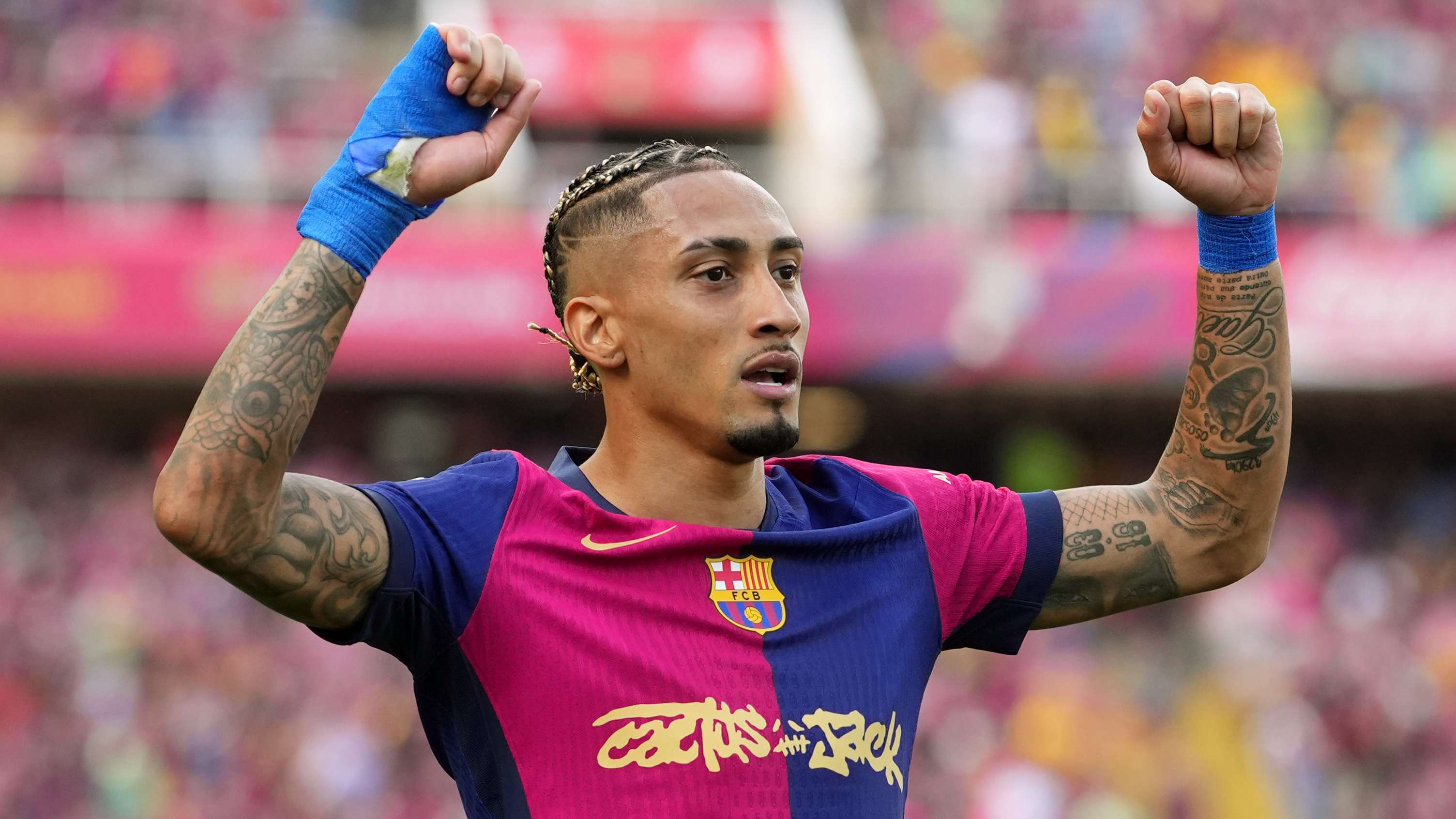 Barcelona make progress with new contract for Raphinha  