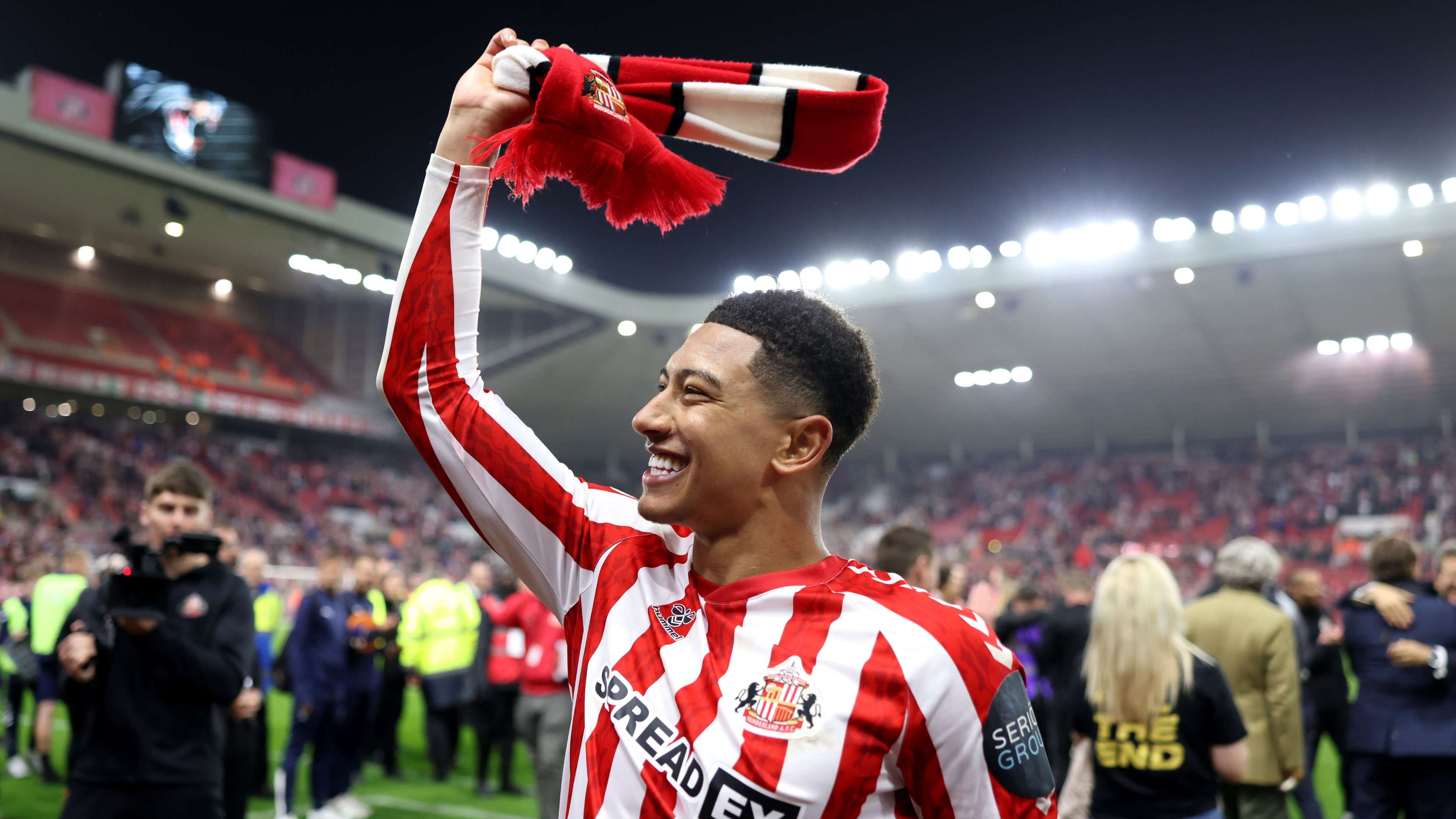 Sunderland react after Bellingham talks to Bundesliga club  