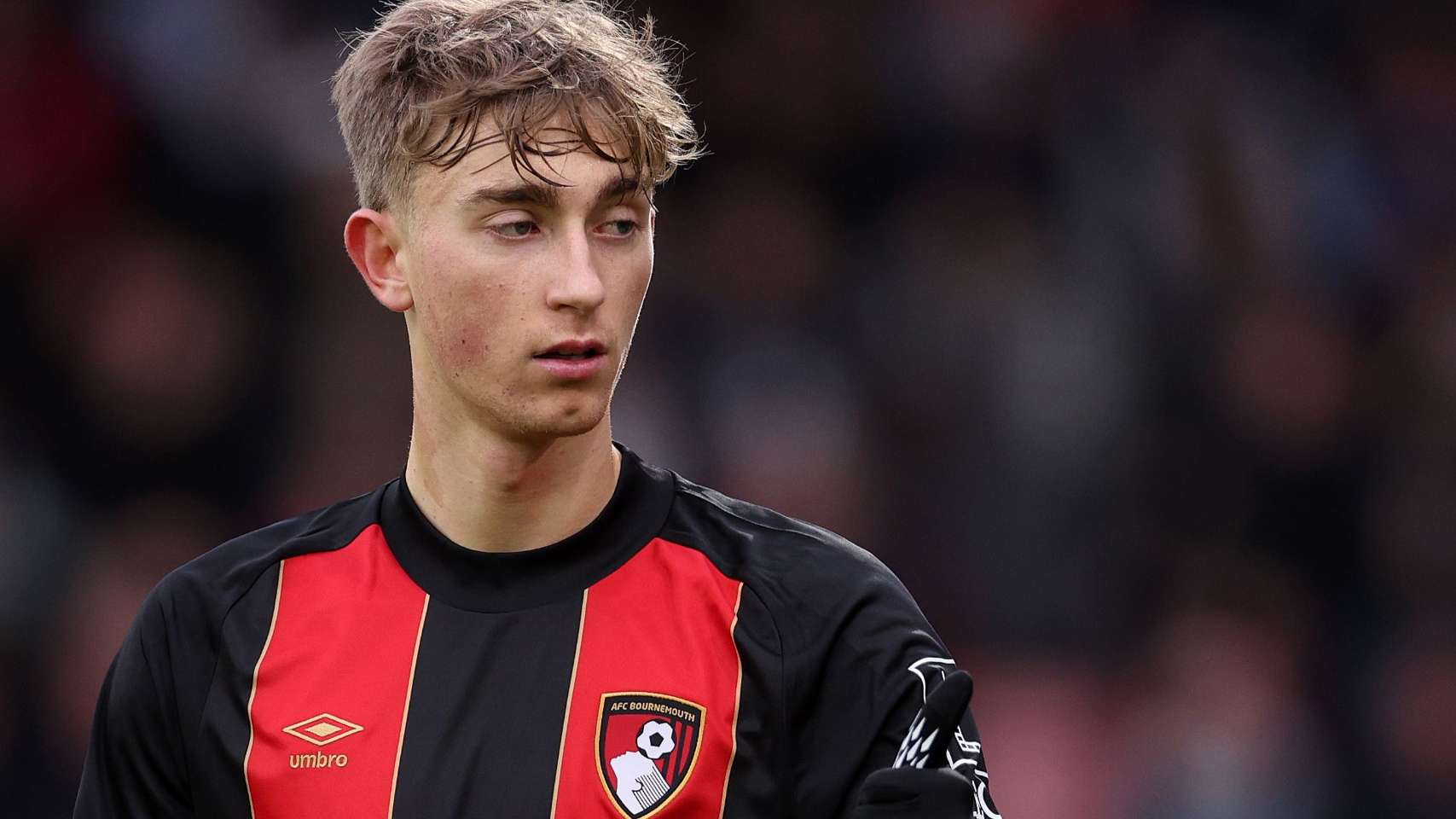 How much does Dean Huijsen earn at Bournemouth?  