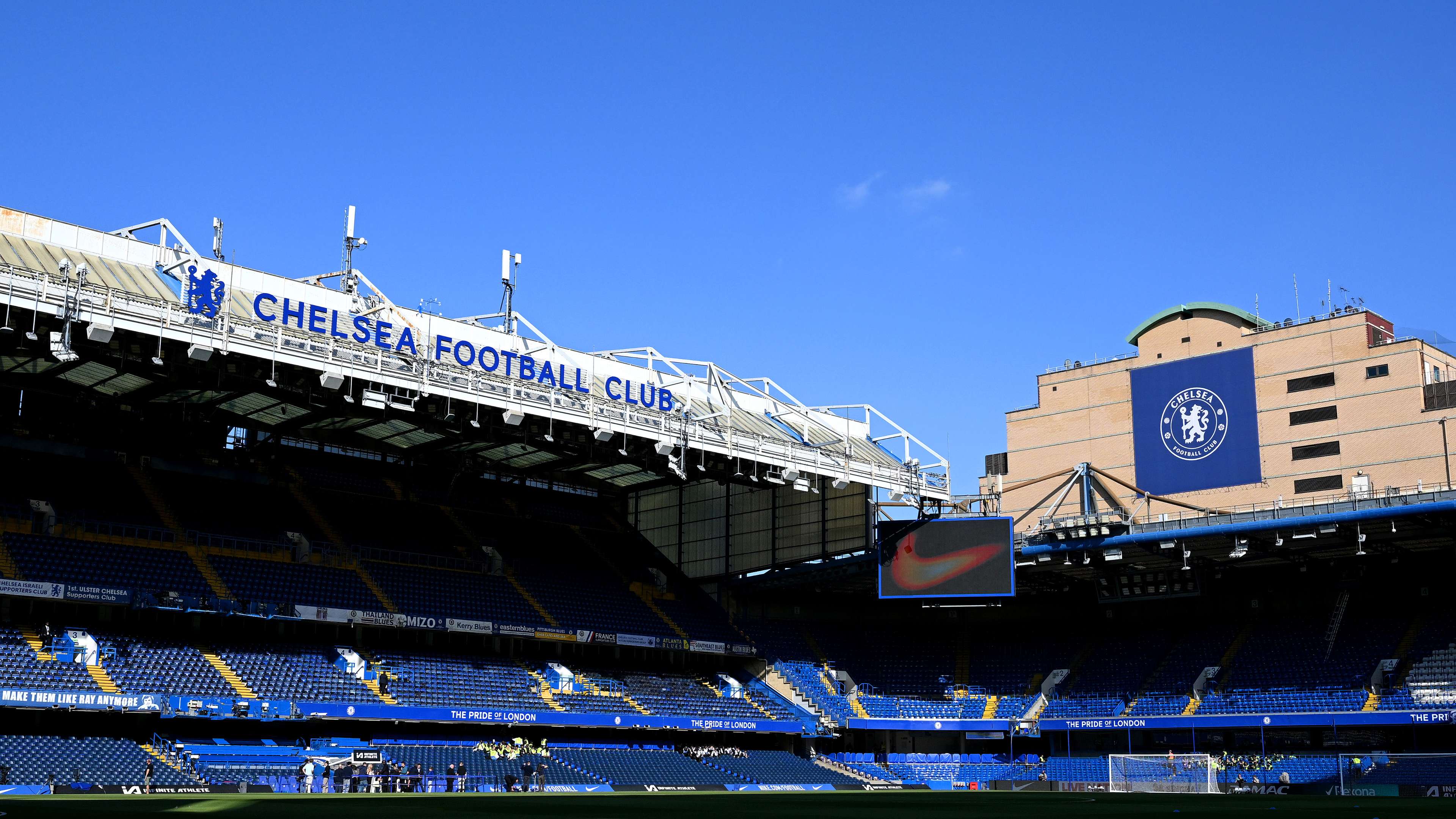 £700k for a 13-year-old? City and Chelsea battle for wonderkid  