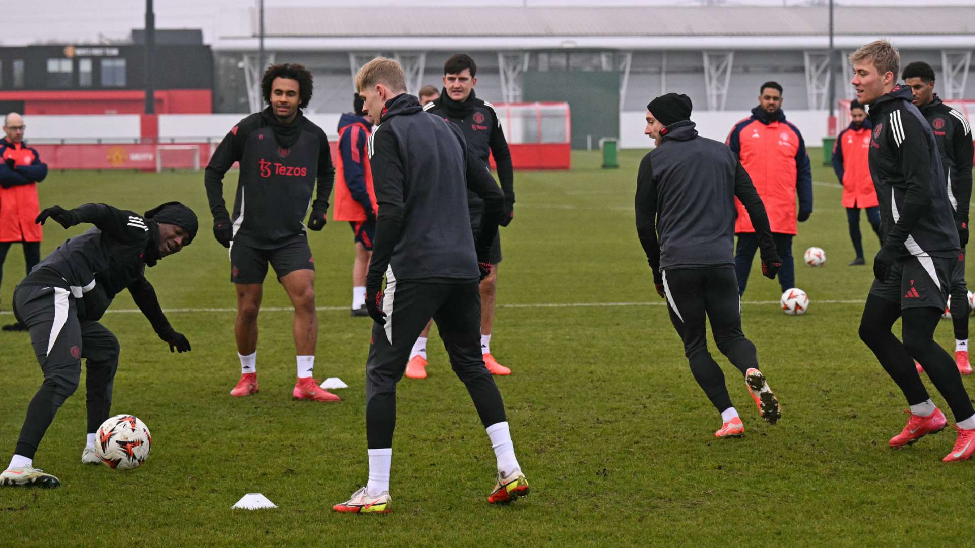 Utd listen to CR7! New pool & PL's first barbers in £50m upgrade  