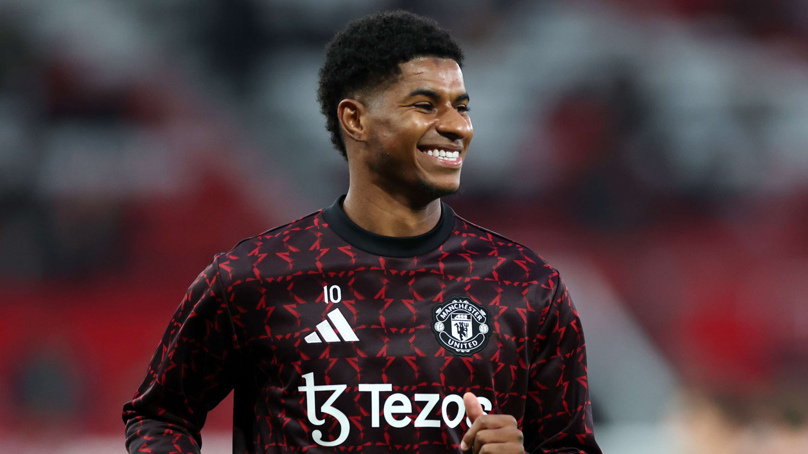 Juventus enter Rashford race  