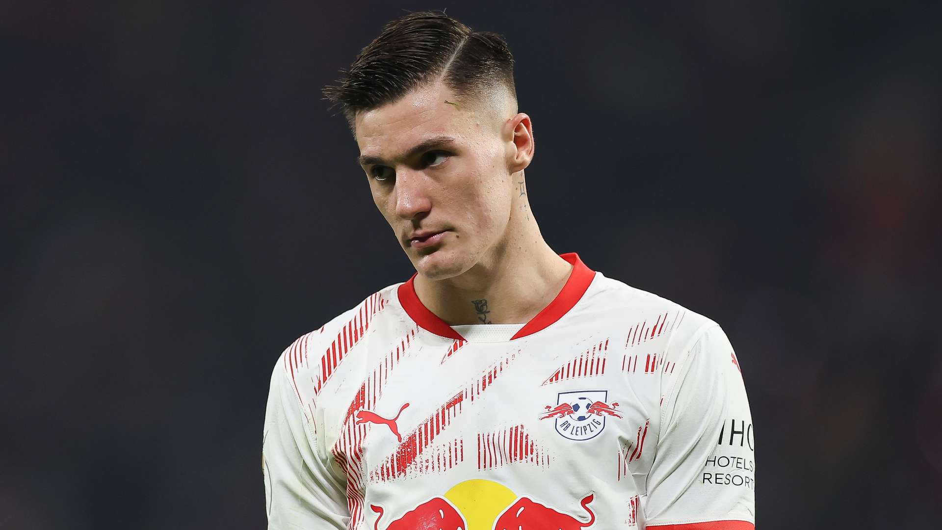 How Man Utd can afford blockbuster striker transfer - explained  
