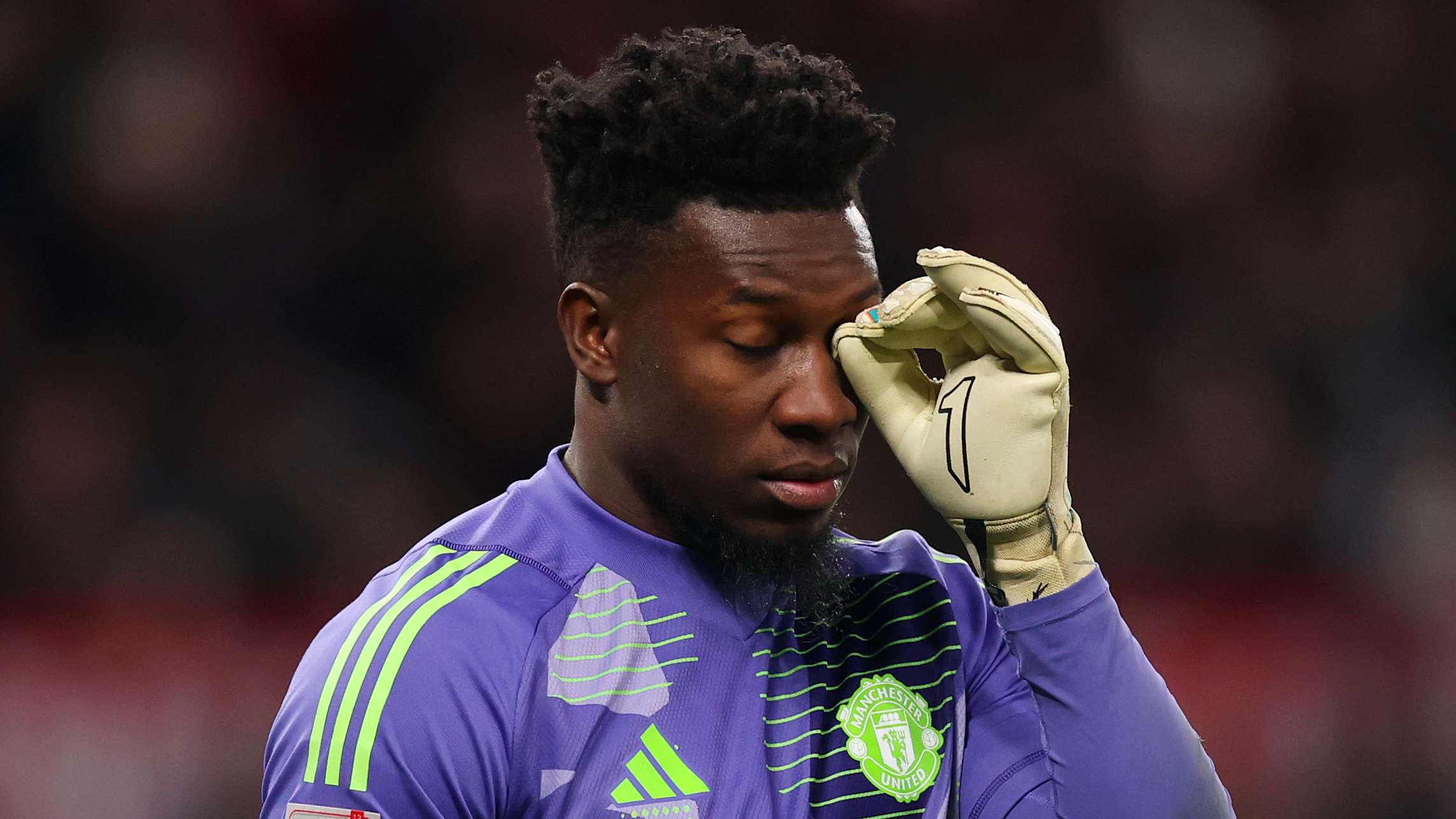 Onana told his 'time is up' at Man Utd as De Gea suggestion made  