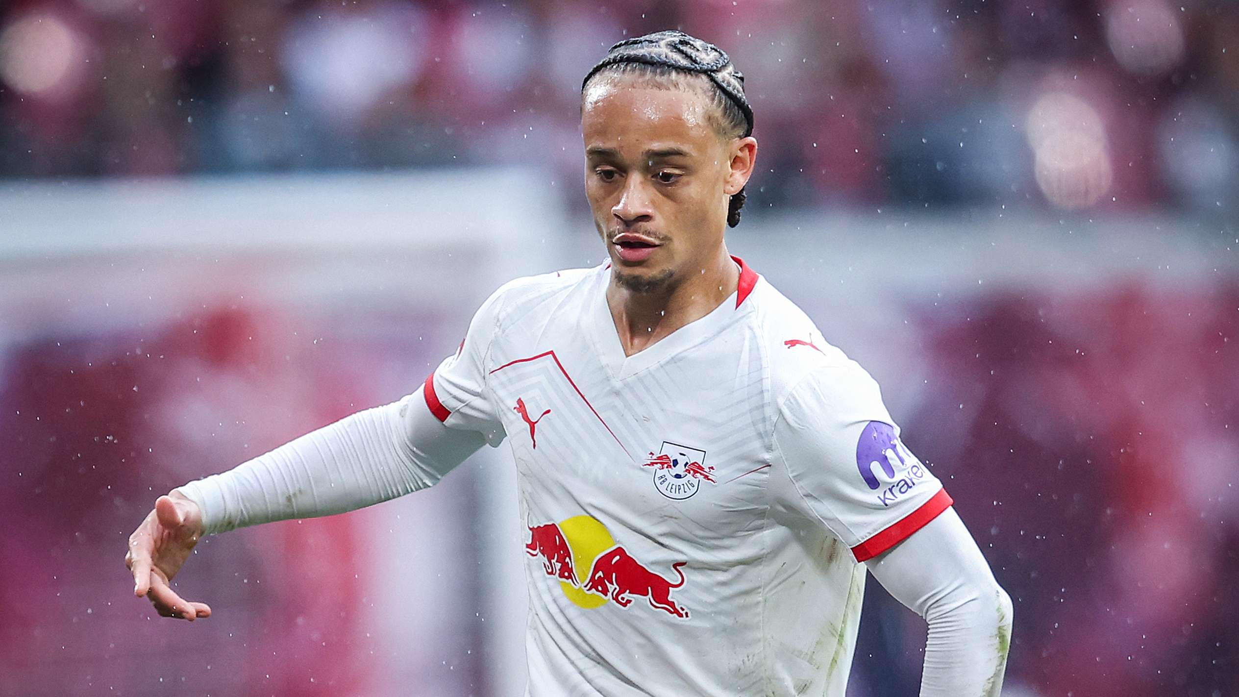 Tottenham bid close to €70m for Simons  