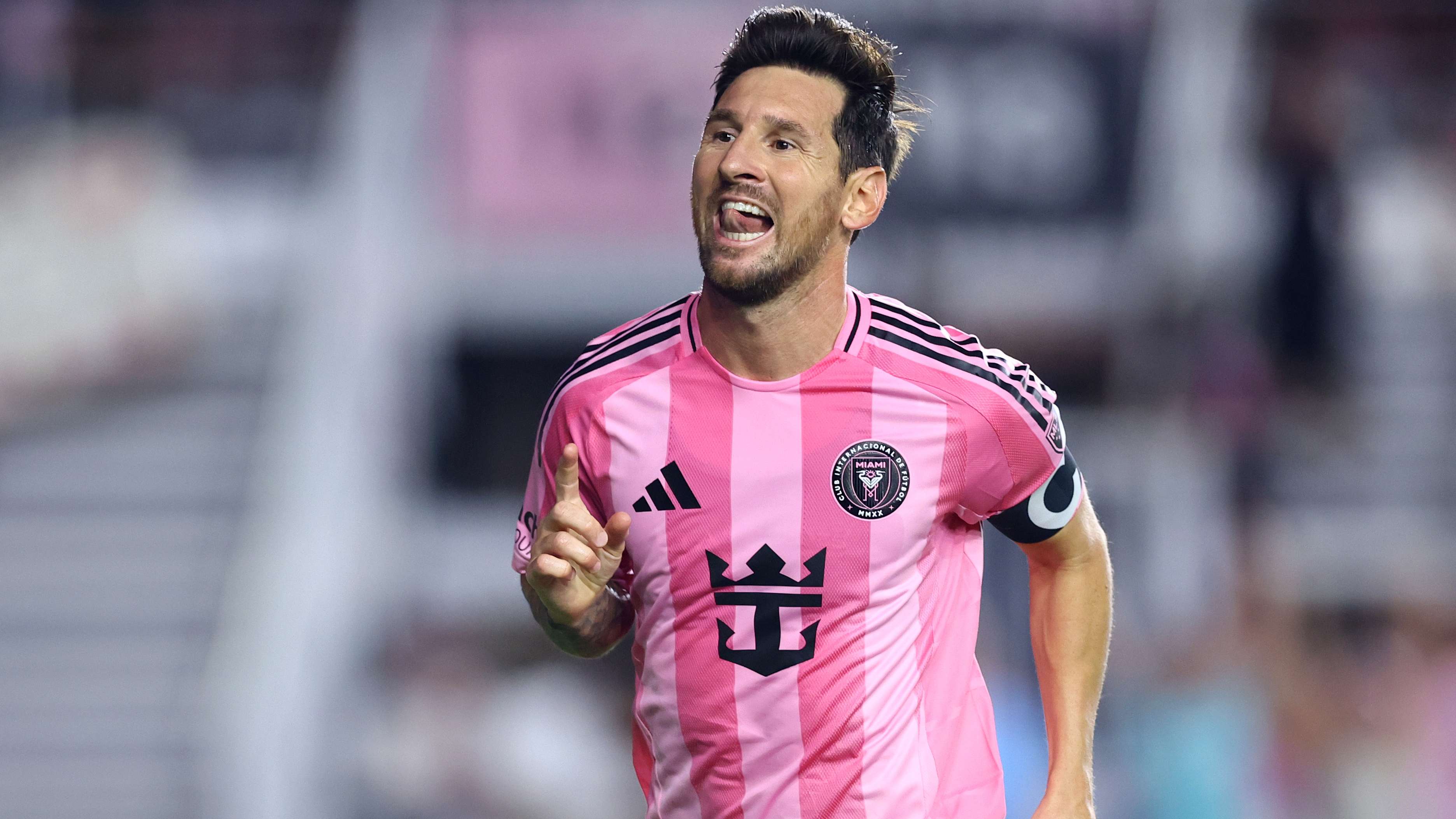 Lionel Messi reaches 875 career goals, fastest player to do so  