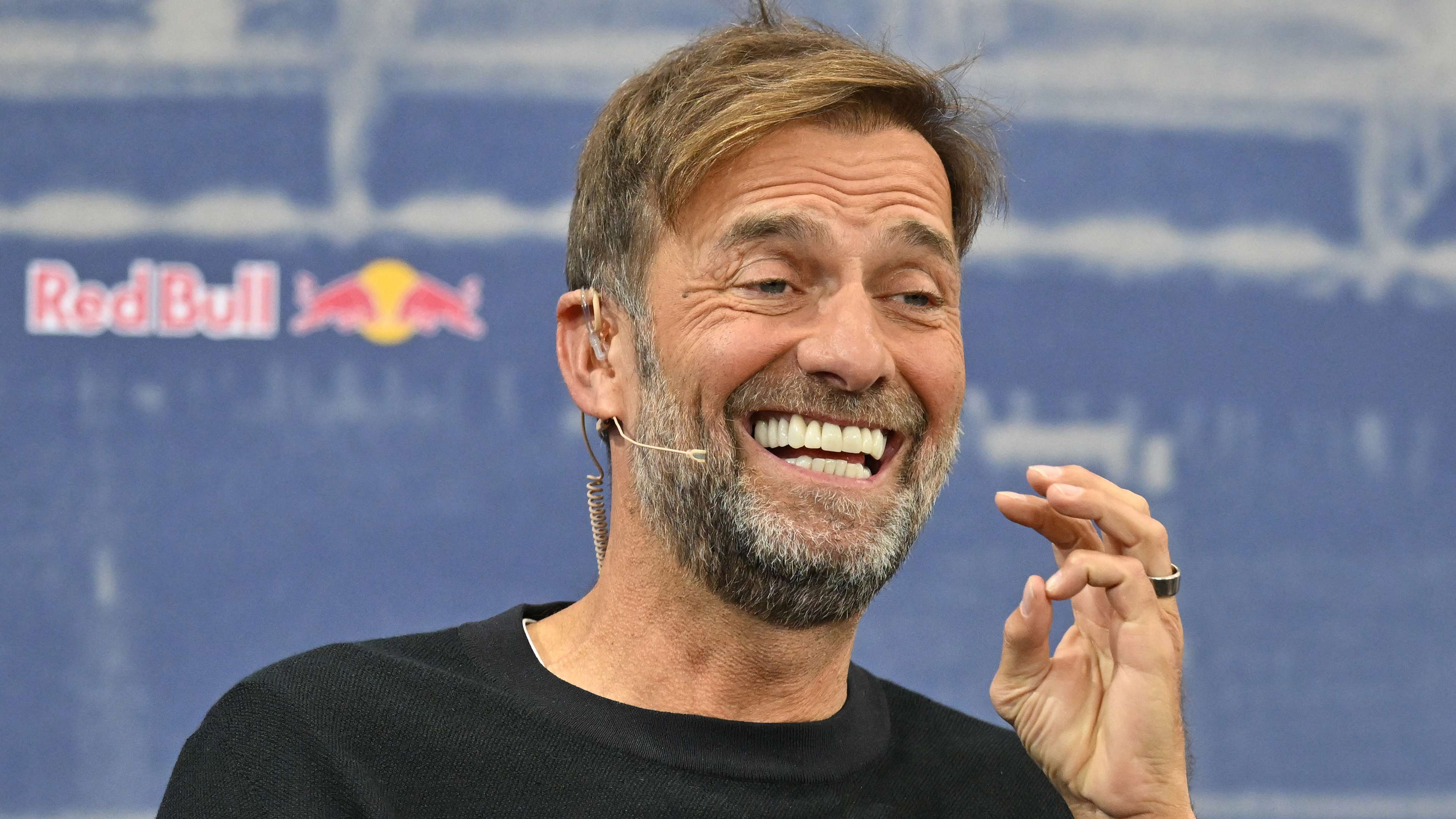 'Smart, successful, good looking and me!' - Klopp's trip to Paris  