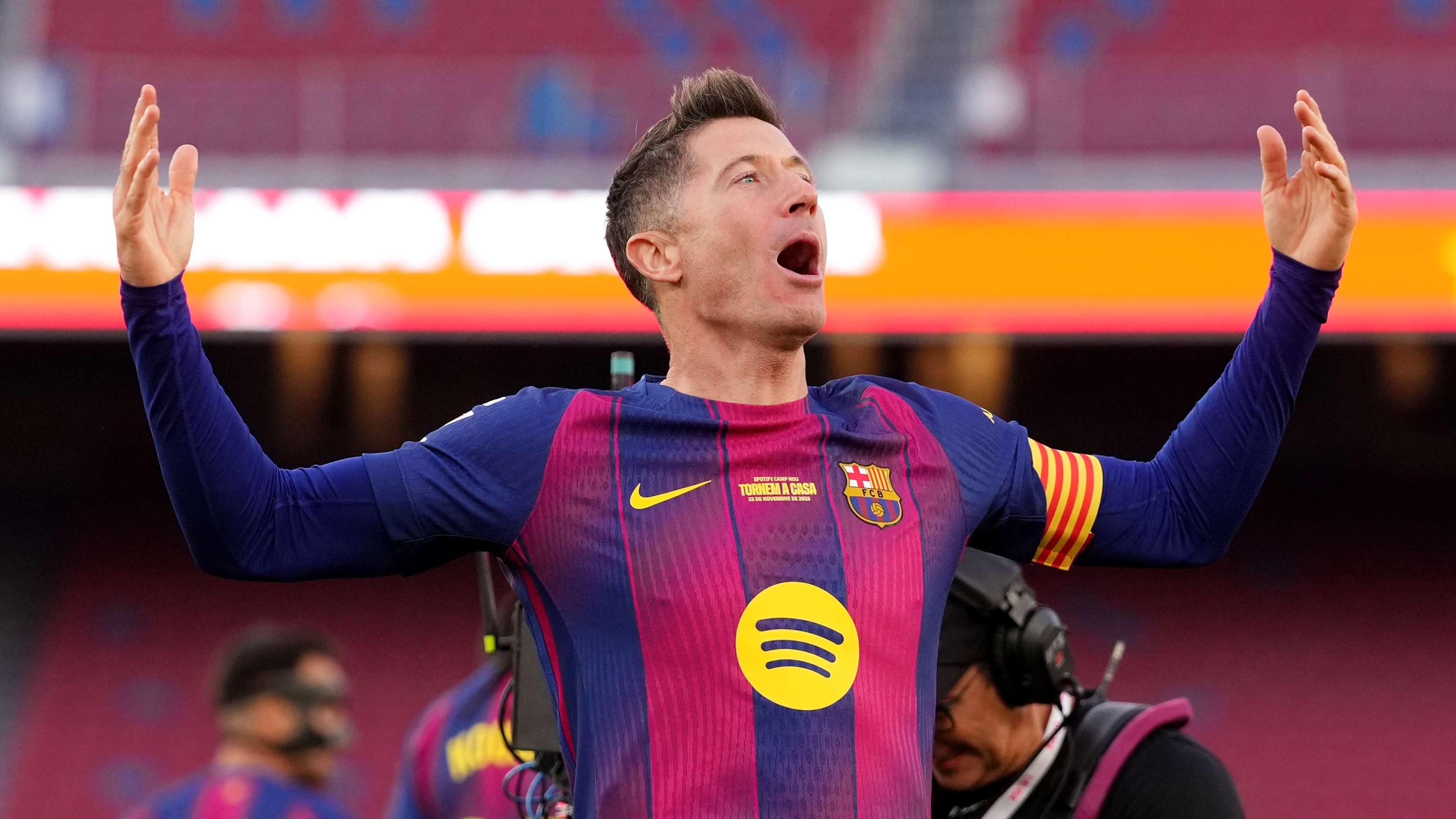 Lewandowski claims Barca are 'stronger' after Camp Nou return  
