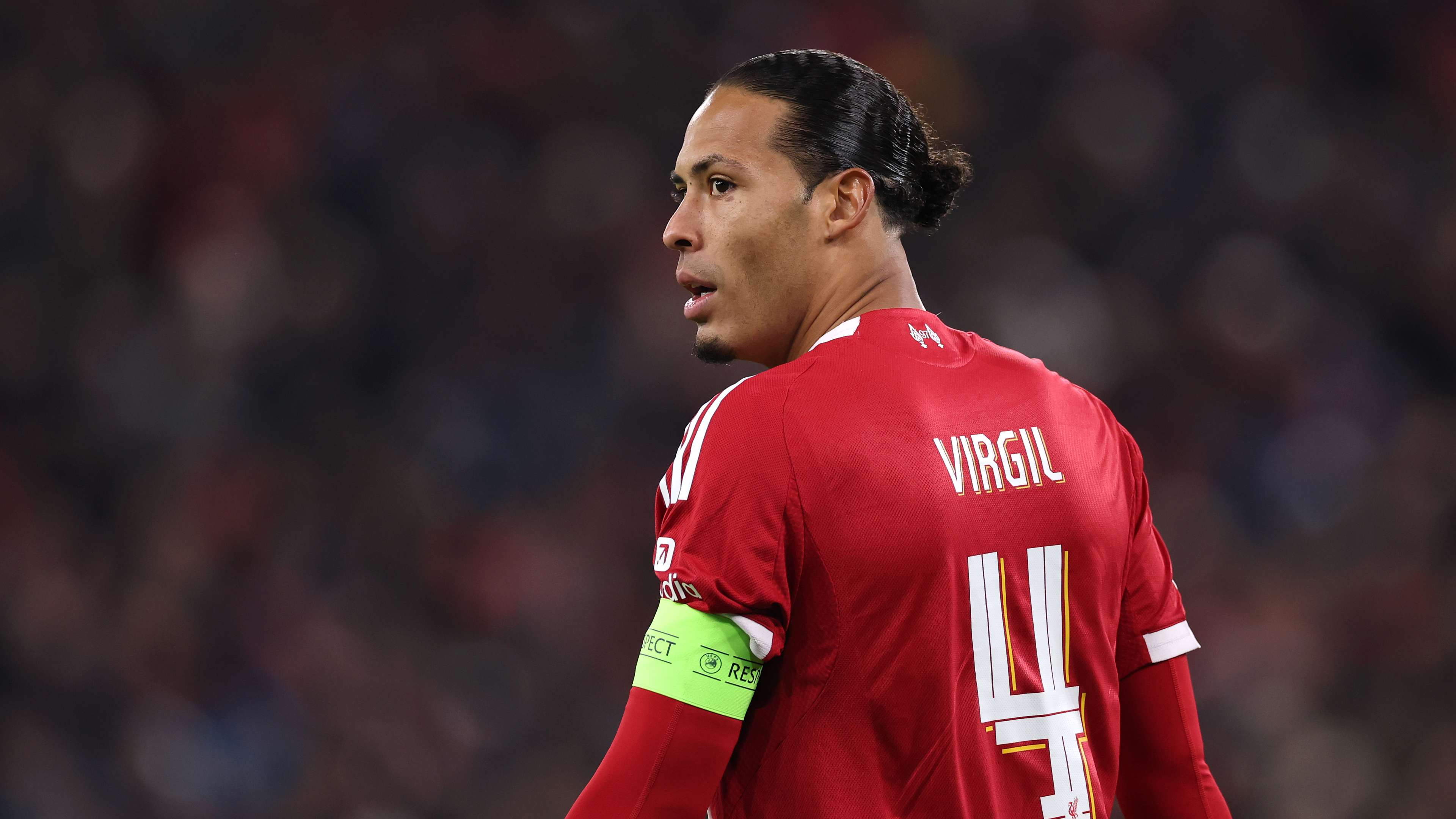 📽️ | Van Dijk shows off his supreme FIFPro World XI knowledge  