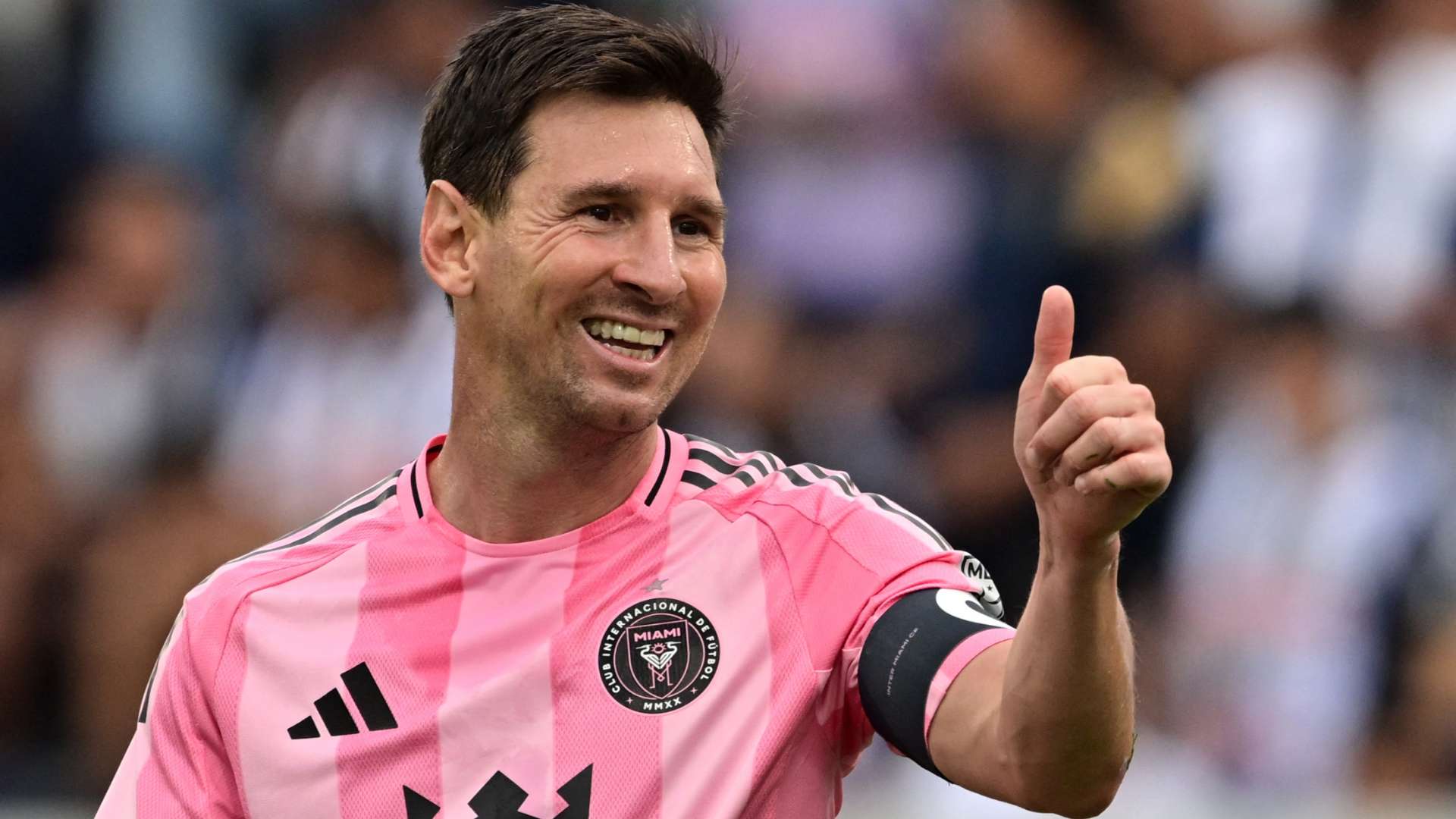 Messi shirt swap leaves rival in tears after first game in 2026  