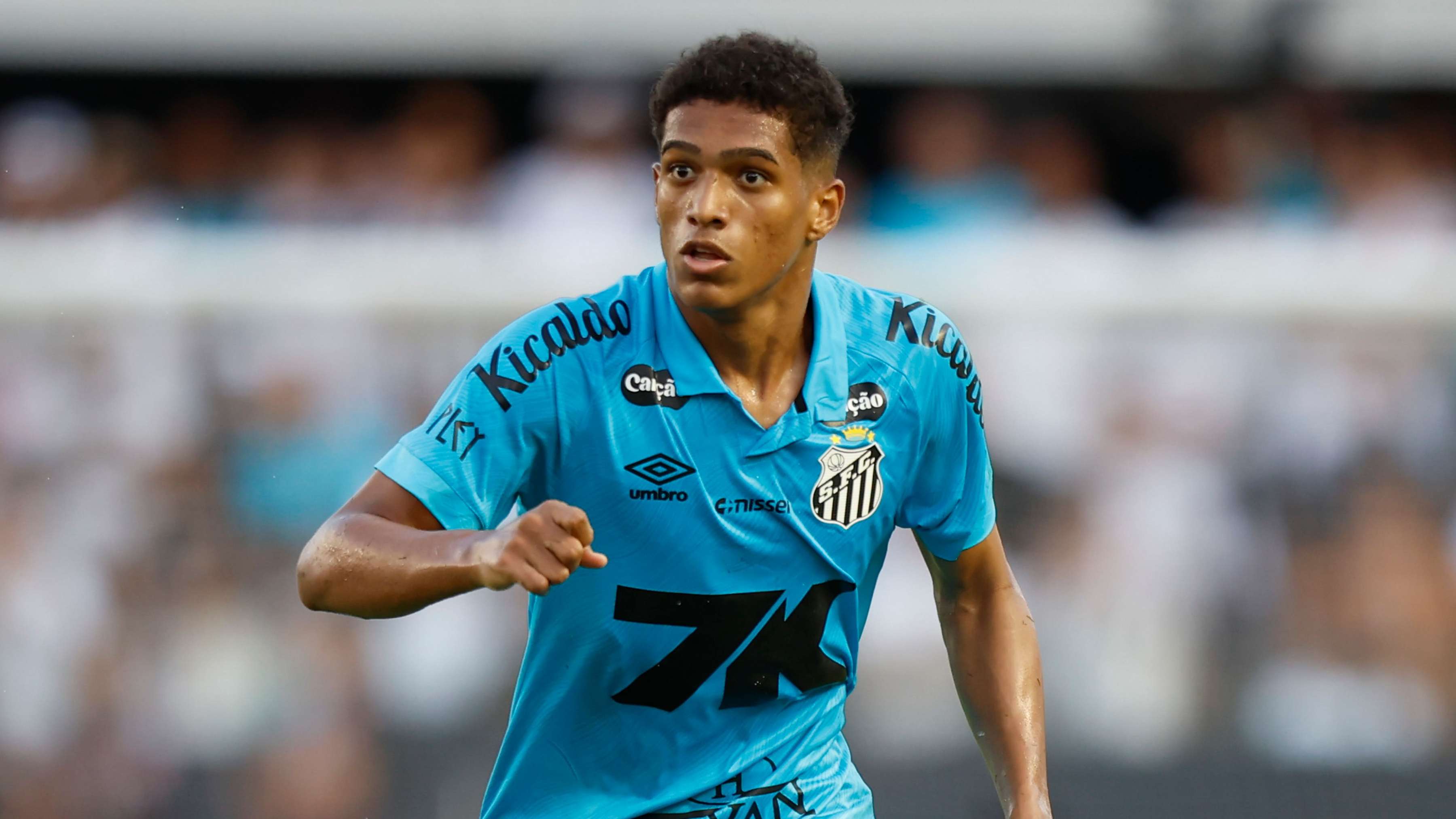 Spurs close in on €15m Souza  