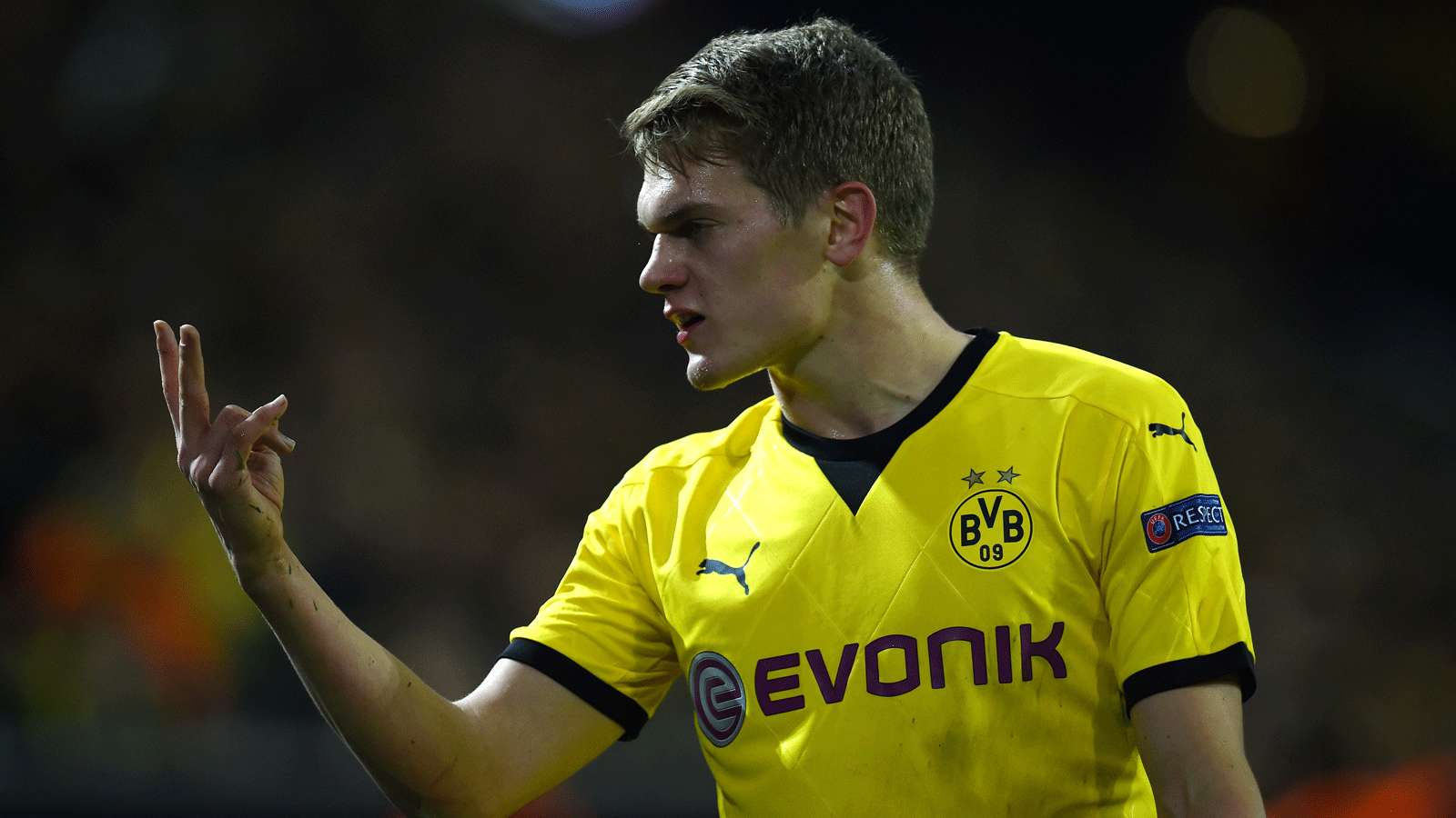 16-year-old record broken! Lewy sets new Champions League record  