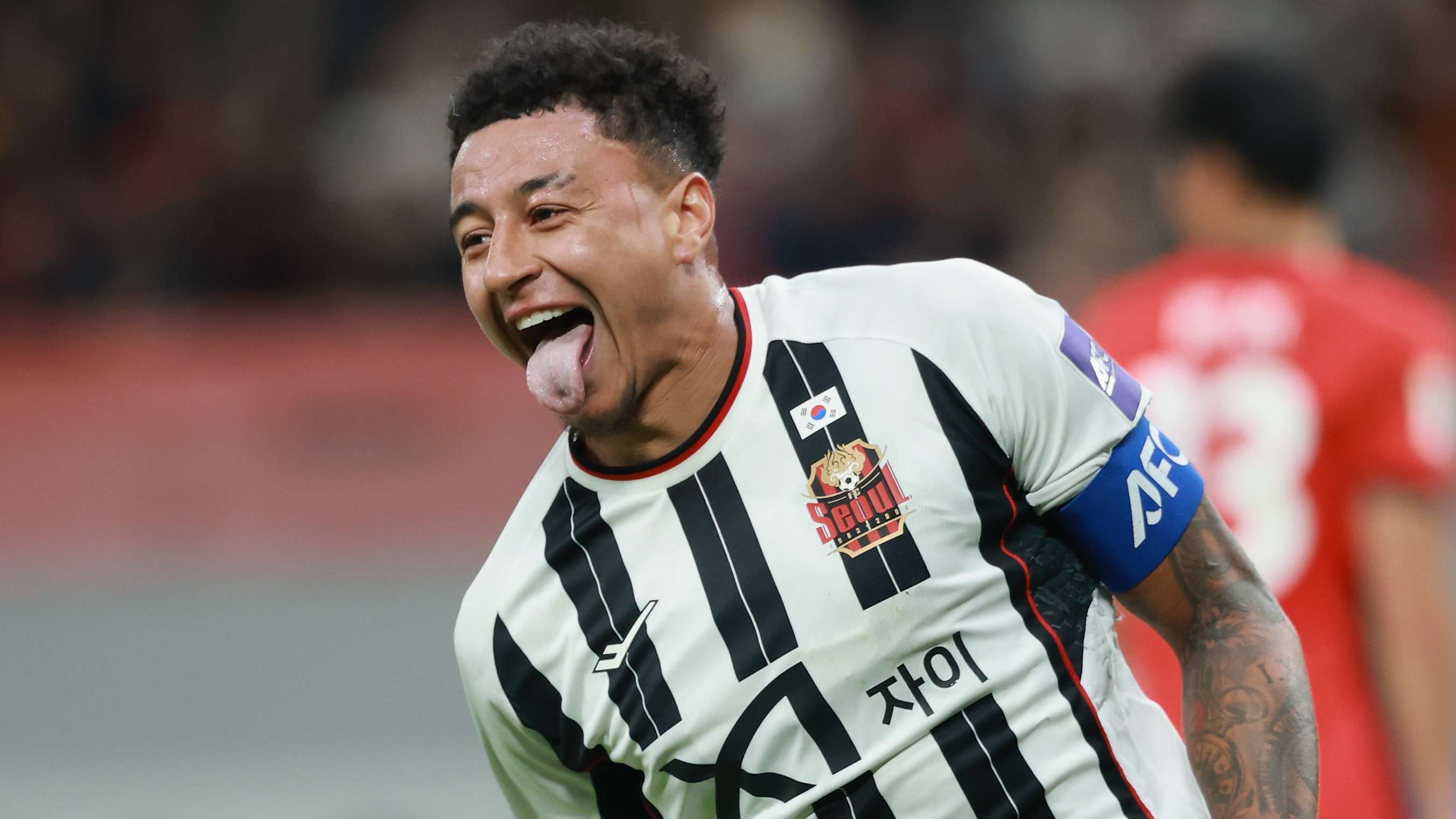 Corinthians complete Jesse Lingard signing  