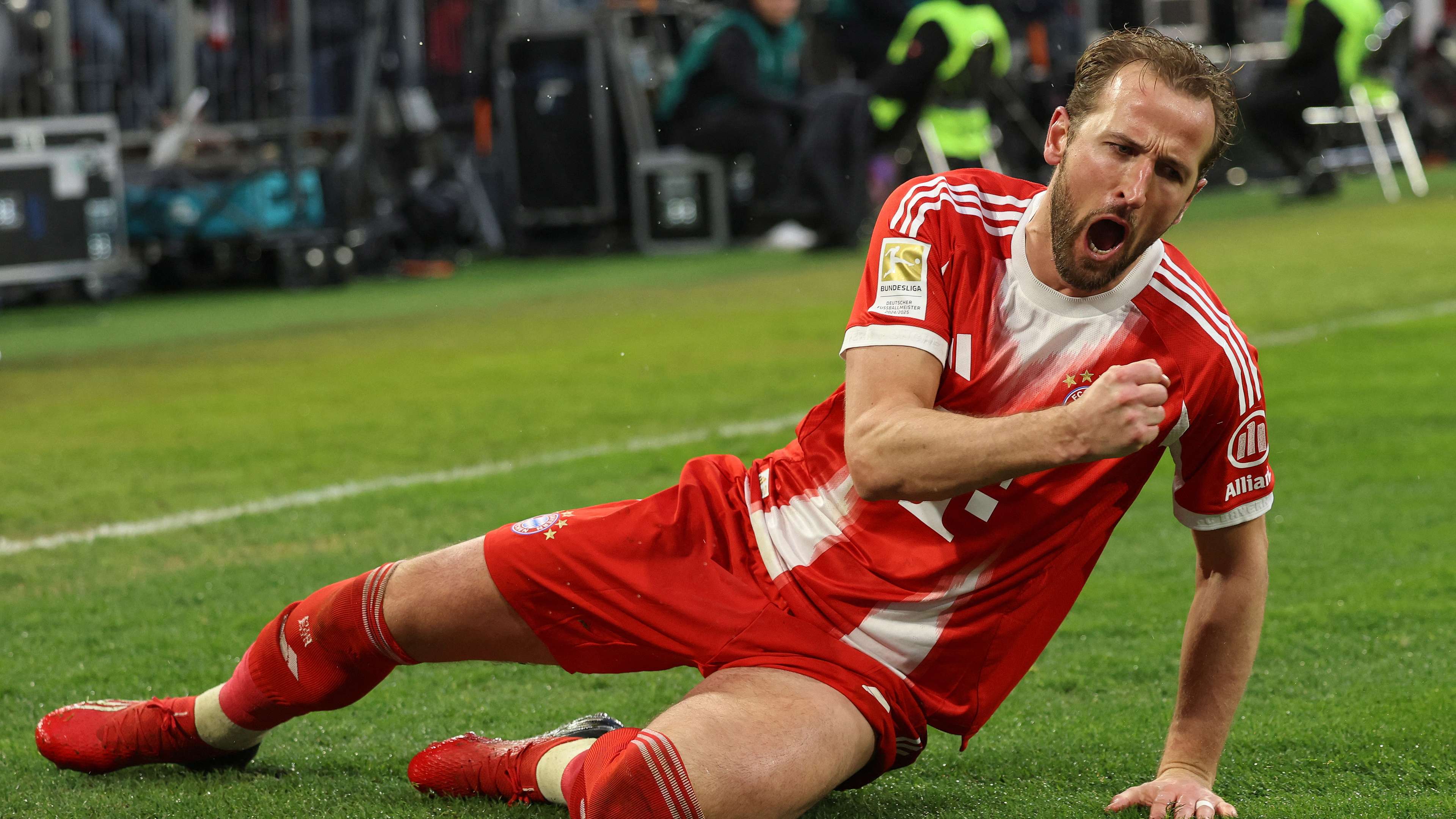 Blow for Bayern as Kane ruled out amid record chase  