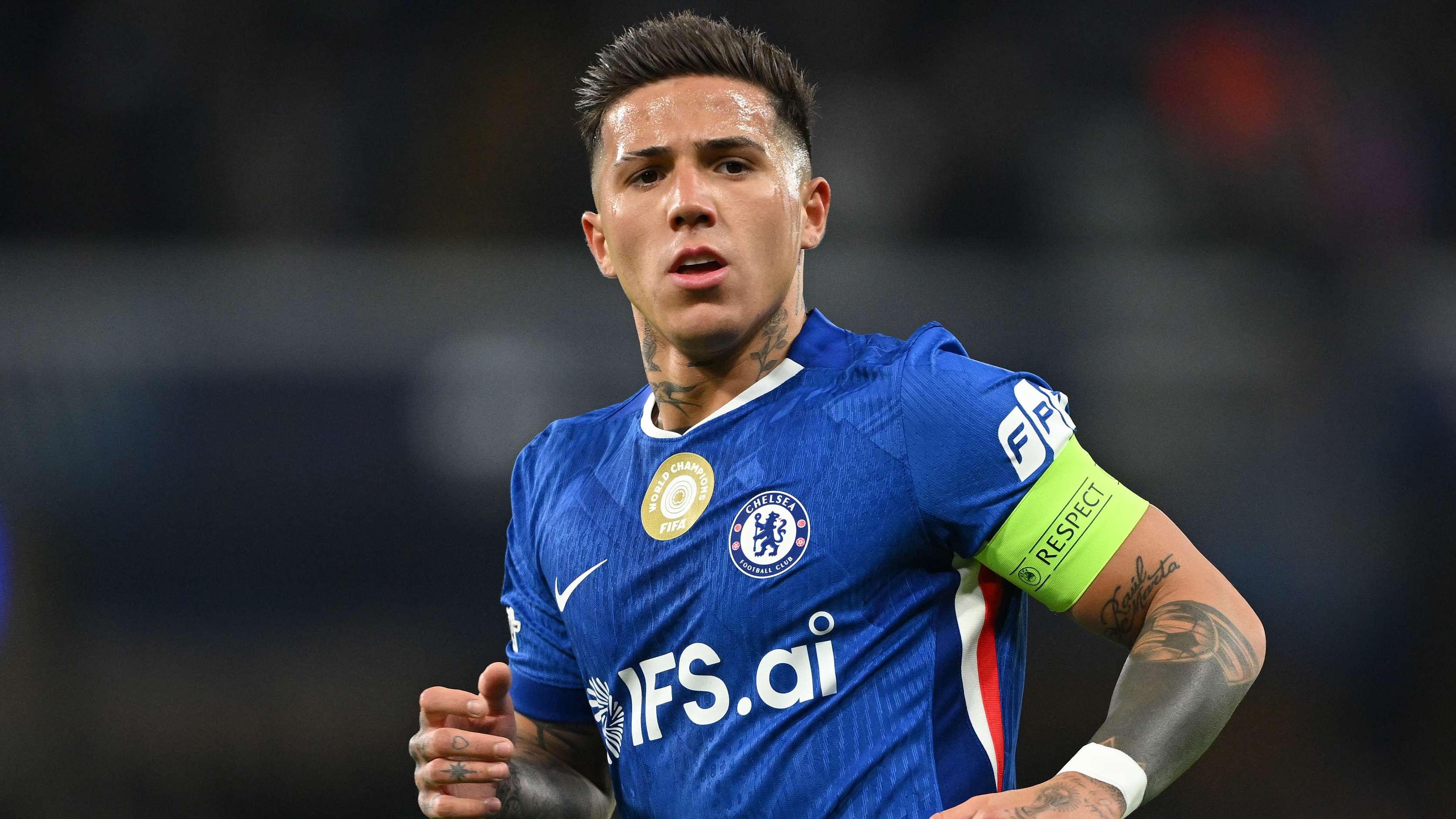 Rosenior delivers Enzo update after Chelsea star hints at exit  