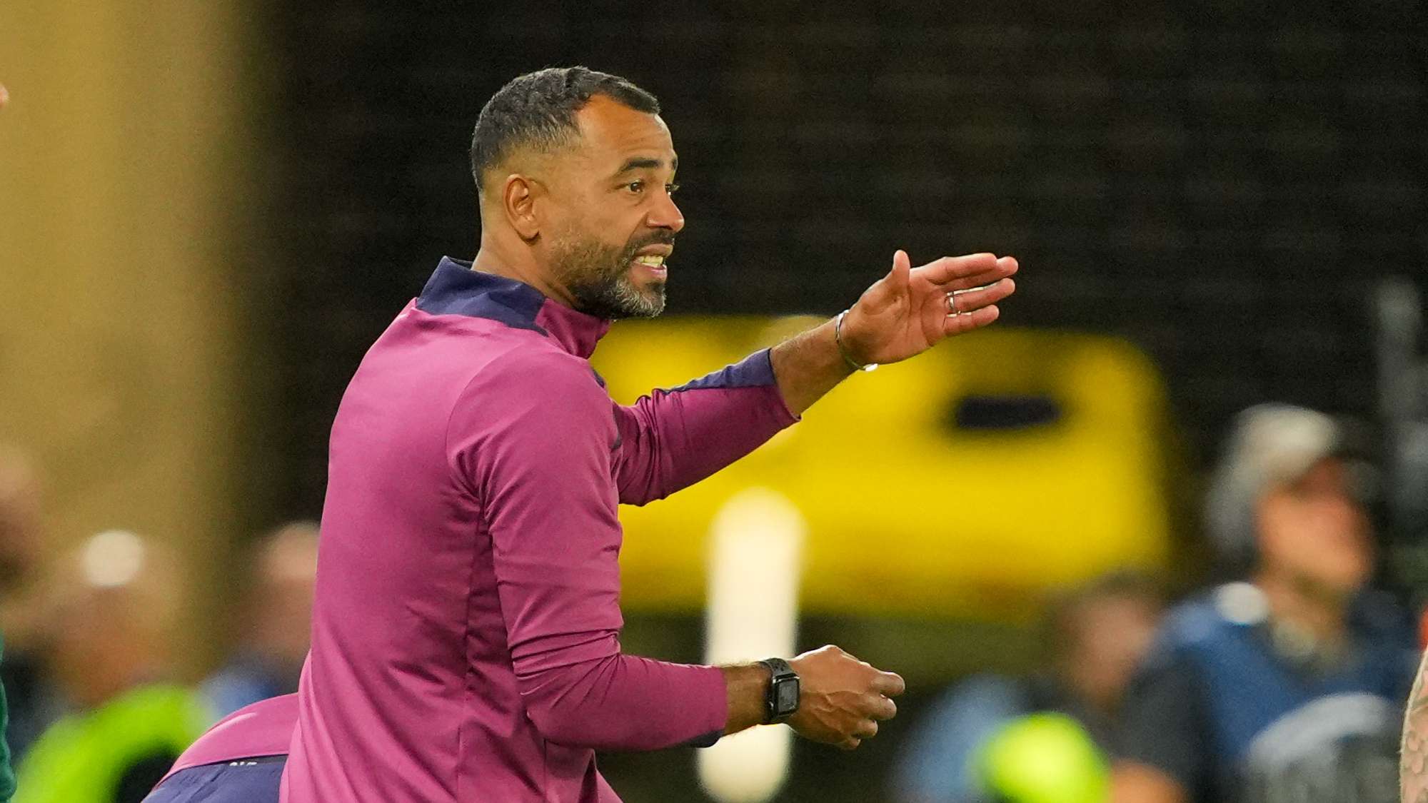 Ex-Chelsea & Arsenal star slams English clubs over coaching opportunities  