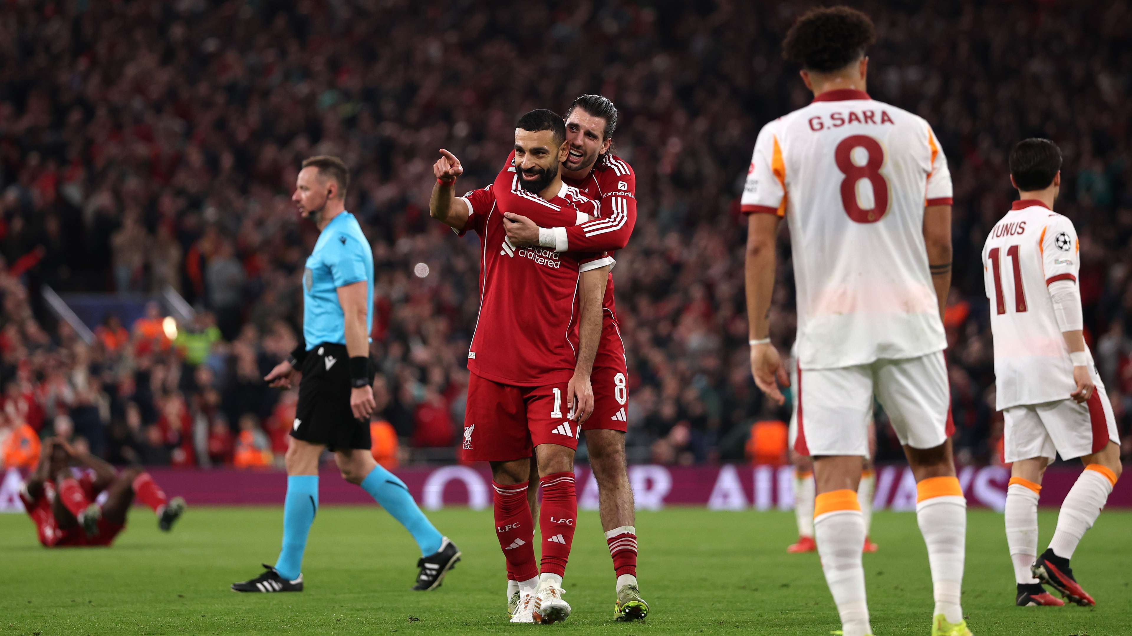 Video: Mohamed Salah rescues his challenging season with a piece of “magic”  