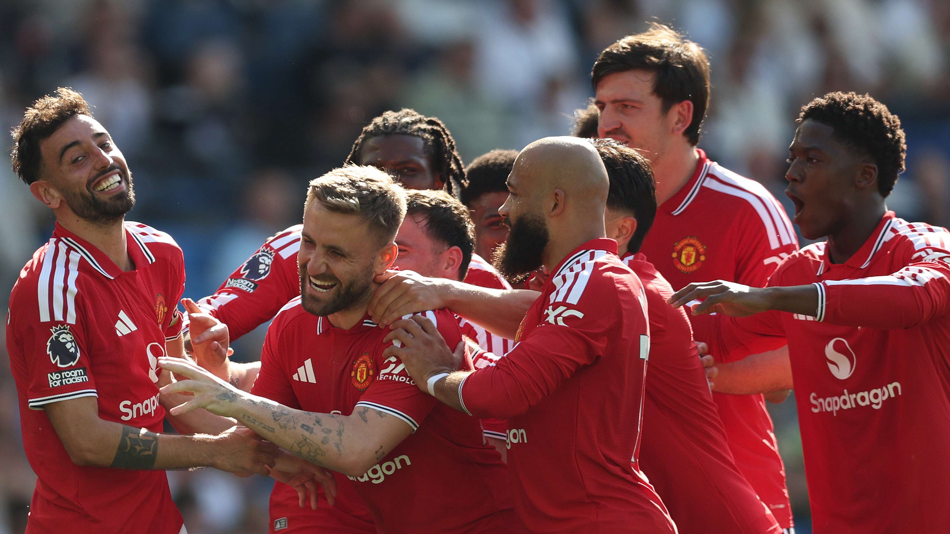 Man Utd seal record sponsor deal with betting company  