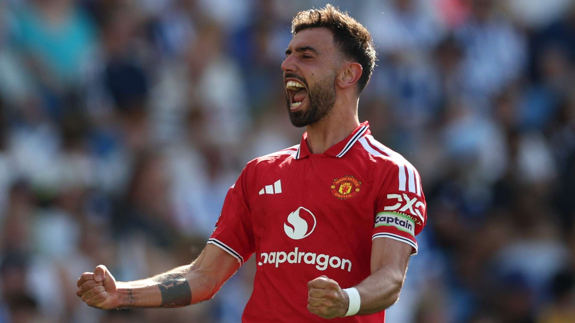 Revealed: Stunning salary in Fernandes' Man Utd contract offer  