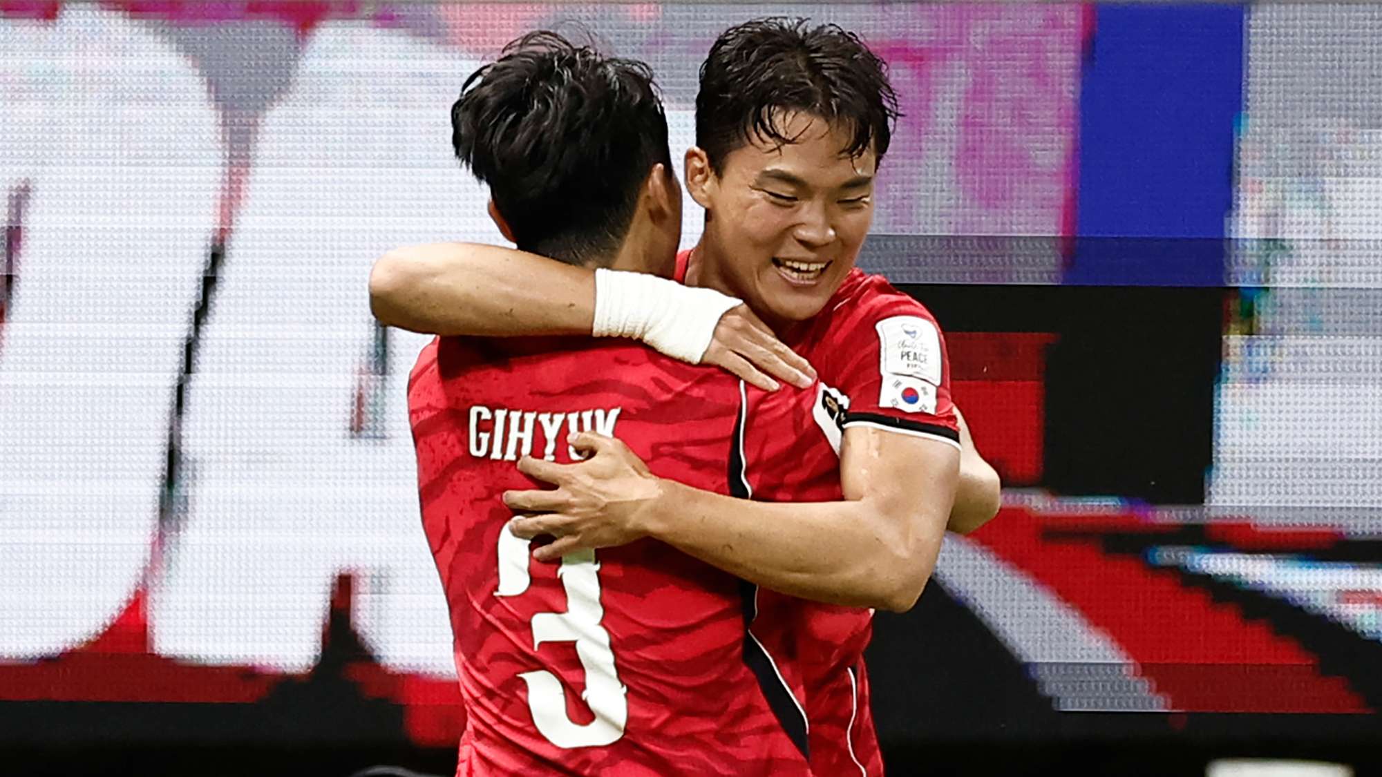 South Korea off to perfect start! Winners and losers as In-beom Hwang downs Czech Republic  