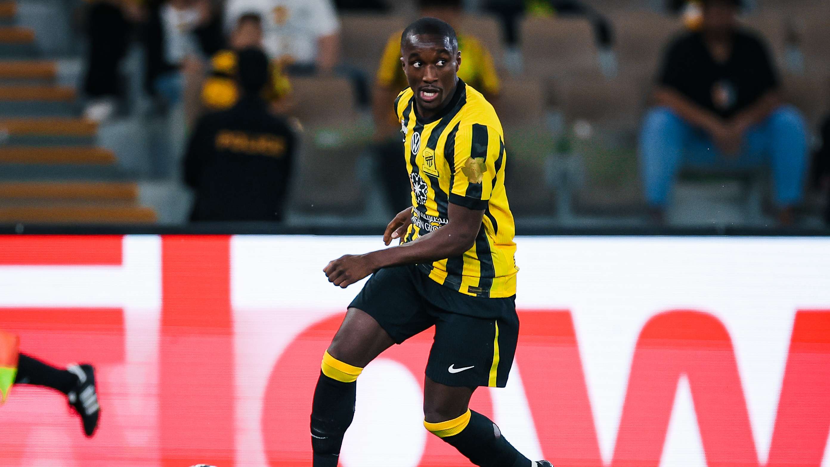 Al-Ittihad puts doubts to rest and settles Diaby's fate  