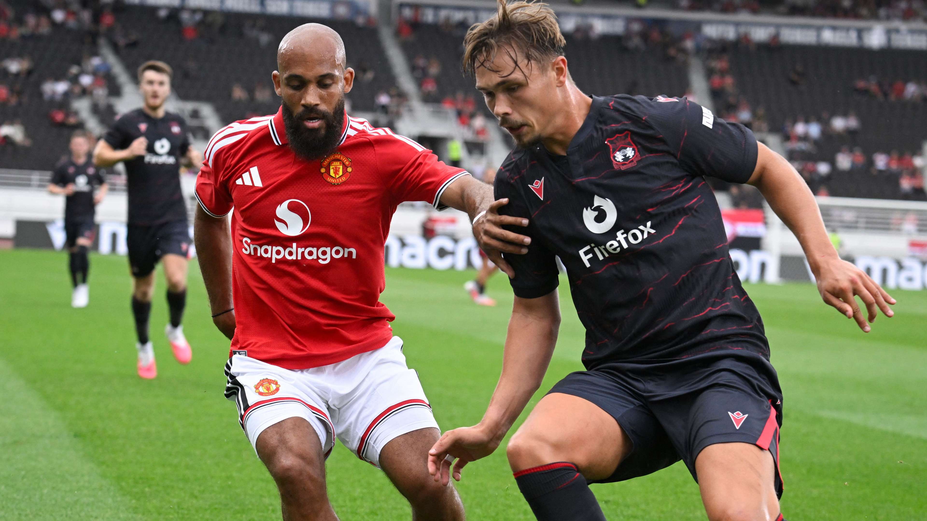 Referee booed as Man Utd lose to Wrexham on Santos debut  