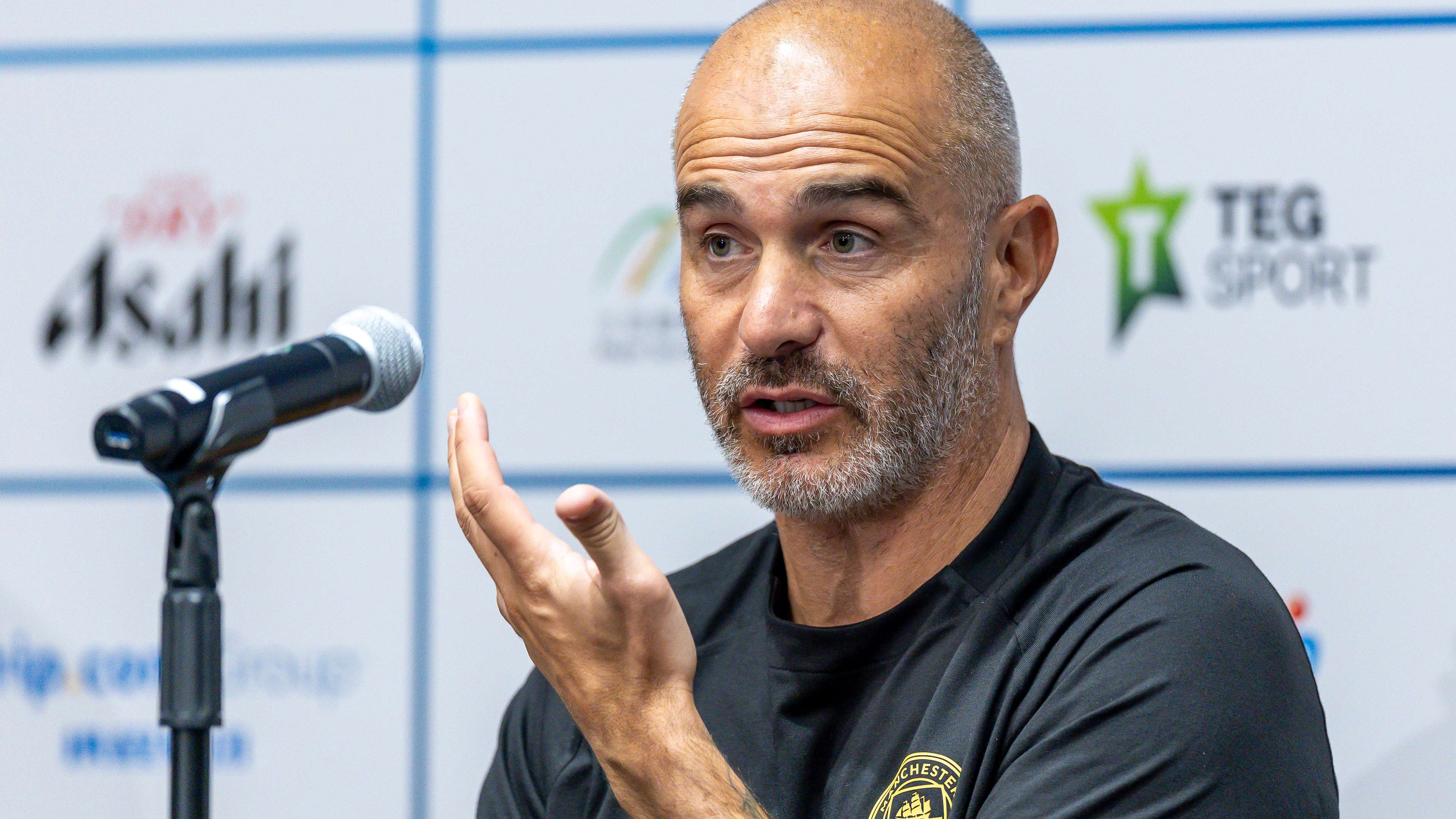 After just one year: international leaves City for a record fee  