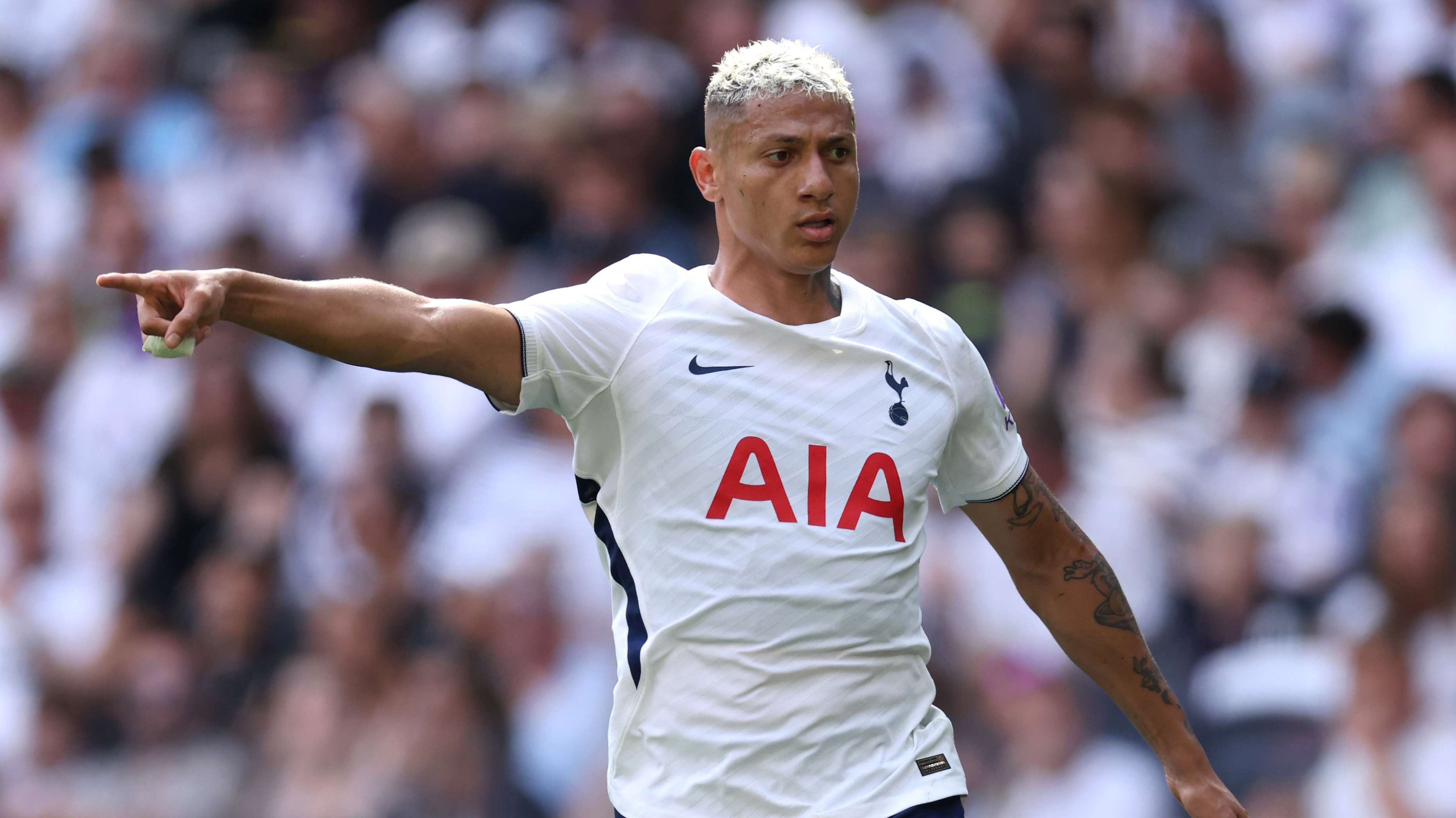 Richarlison sees transfer collapse at the last moment and must continue with Spurs Under-21s  