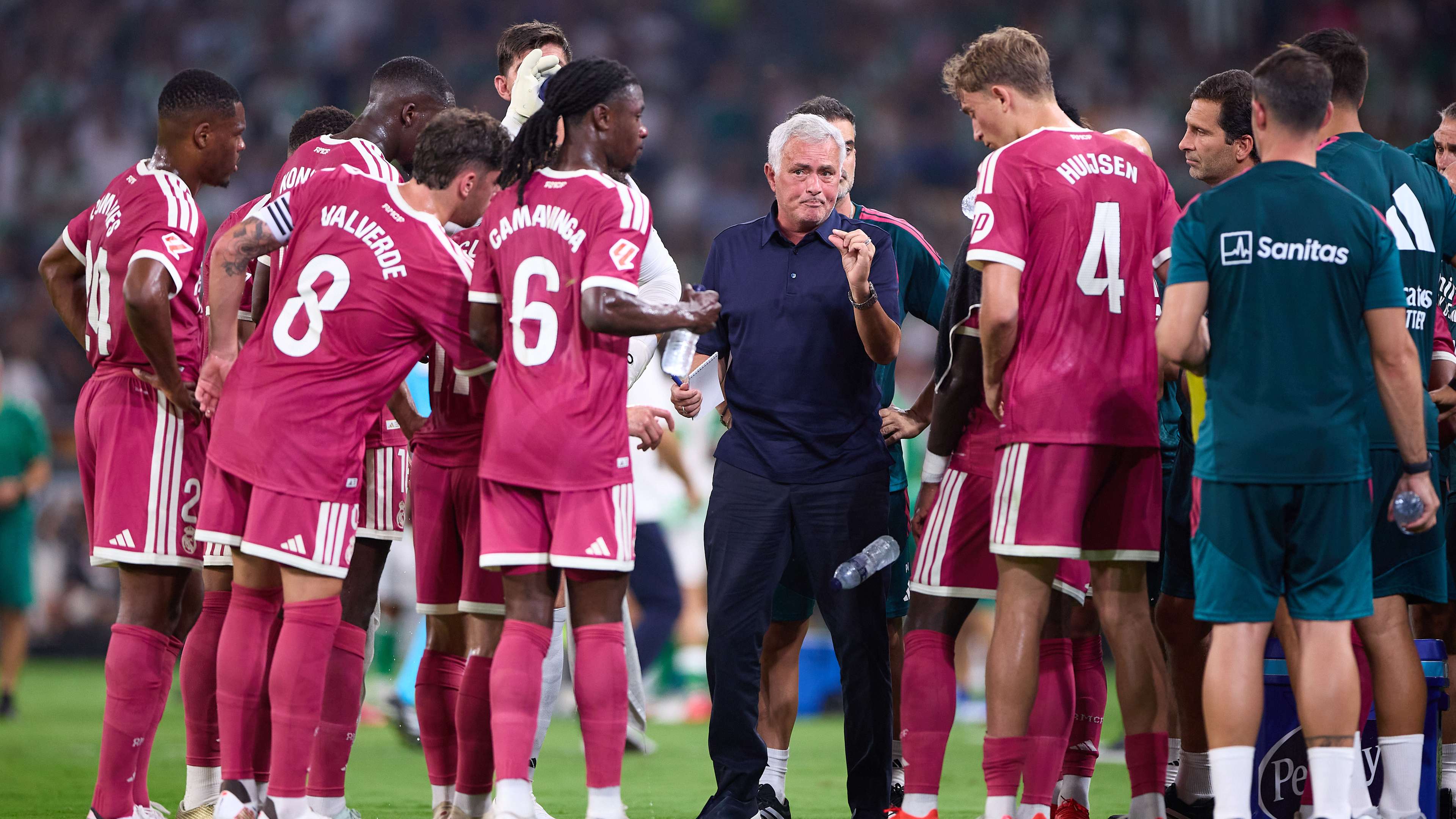 Despite Mourinho's promise: the spectre of a January departure haunts a Real Madrid star  
