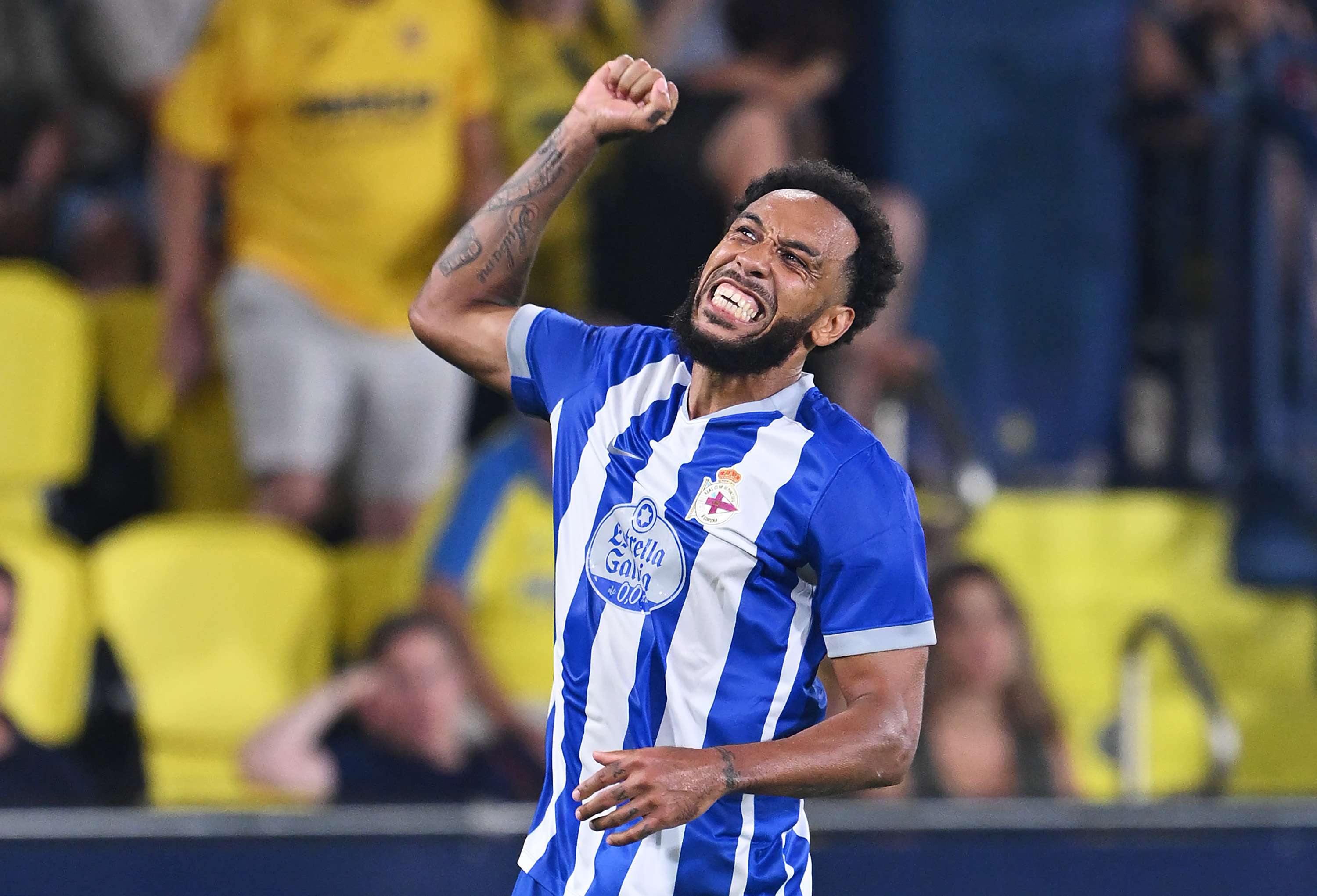 This Aubameyang is devastating! Five goals in five matches for Depor, like Ibra  