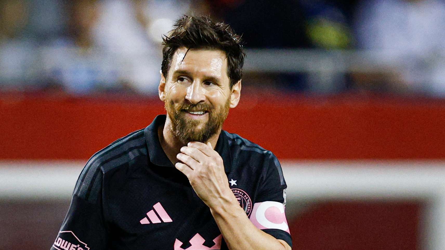Real Madrid star shatters Messi's record  