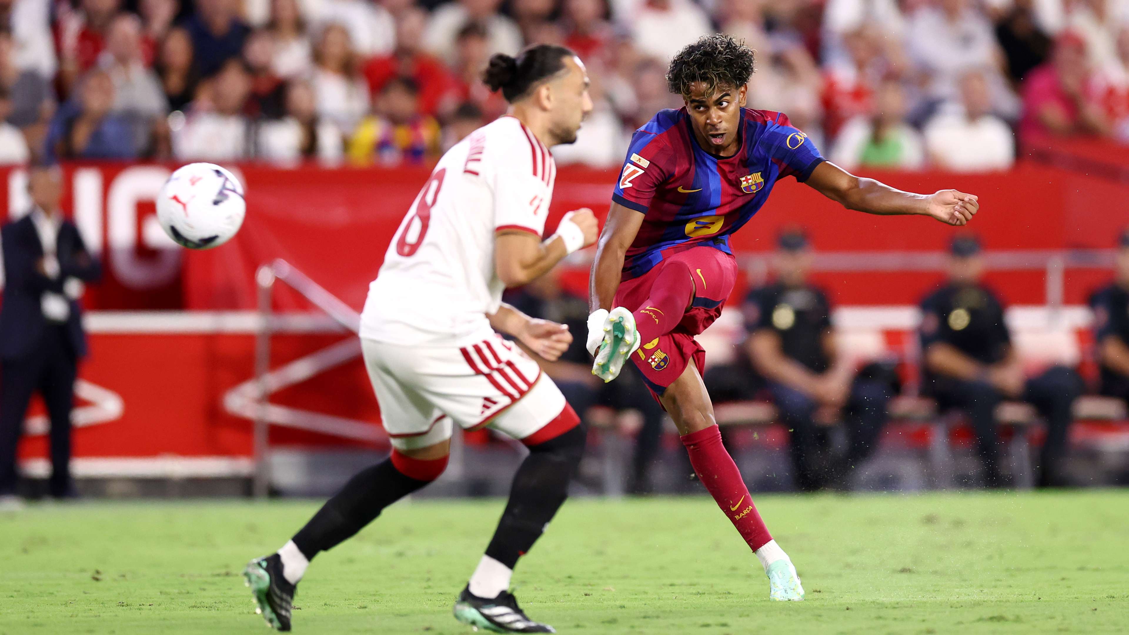 "More.. more".. Yamal sets the Sevilla stands alight  
