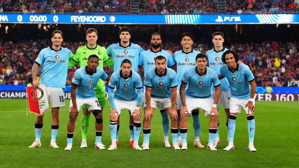 Feyenoord player does not make himself popular at Camp Nou: 'He is making our club look ridiculous with this...'  
